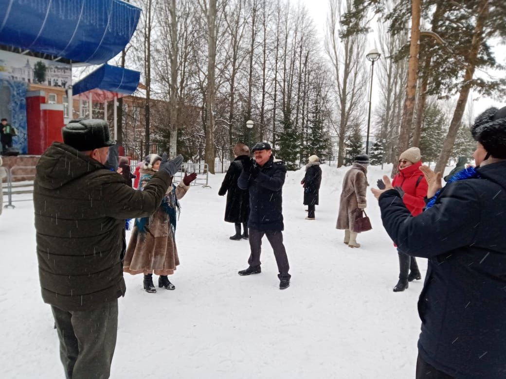 В Чистополе прошли рождественские гуляния (ФОТОРЕПОРТАЖ)