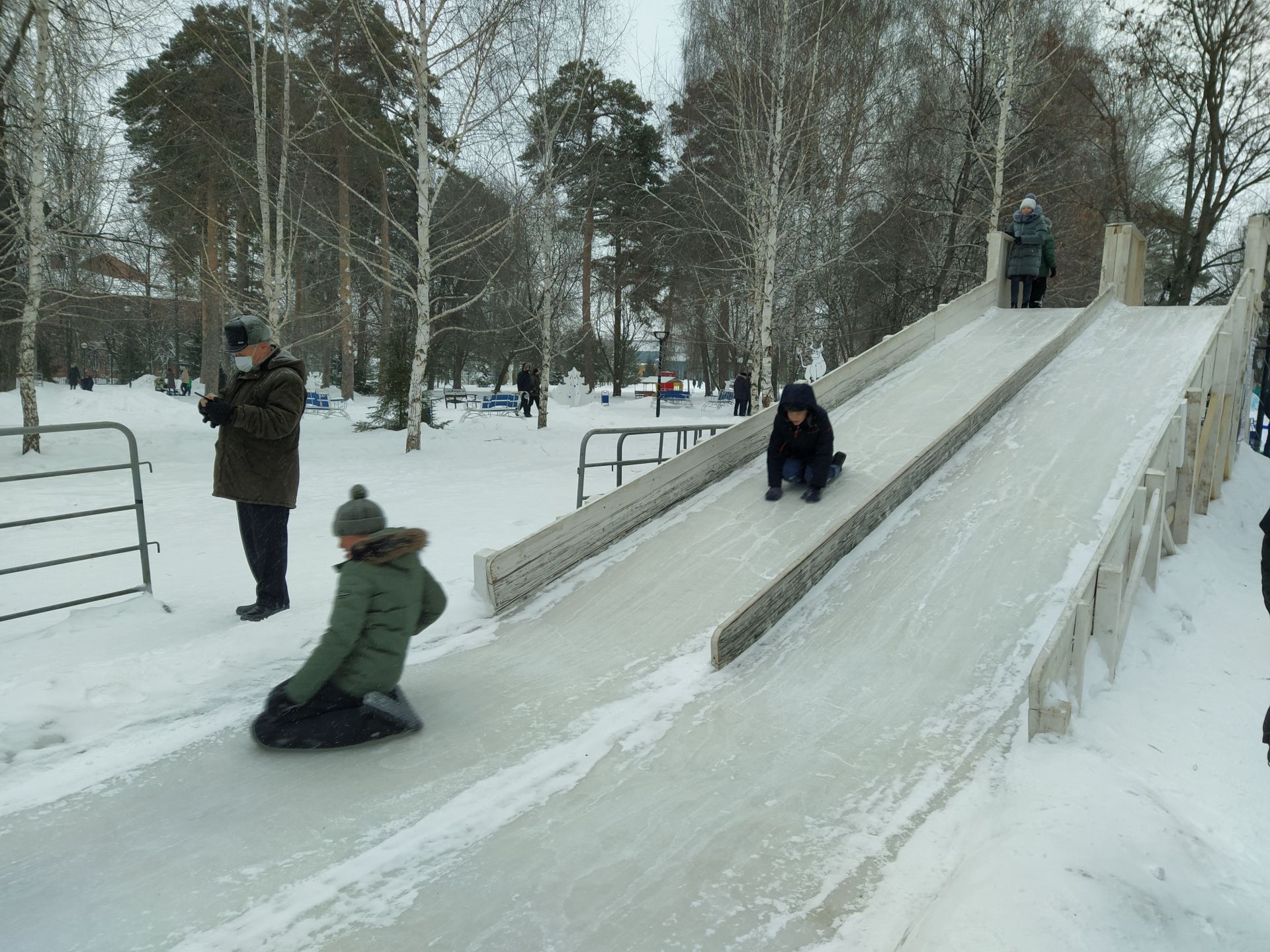 В Чистополе прошли рождественские гуляния (ФОТОРЕПОРТАЖ)