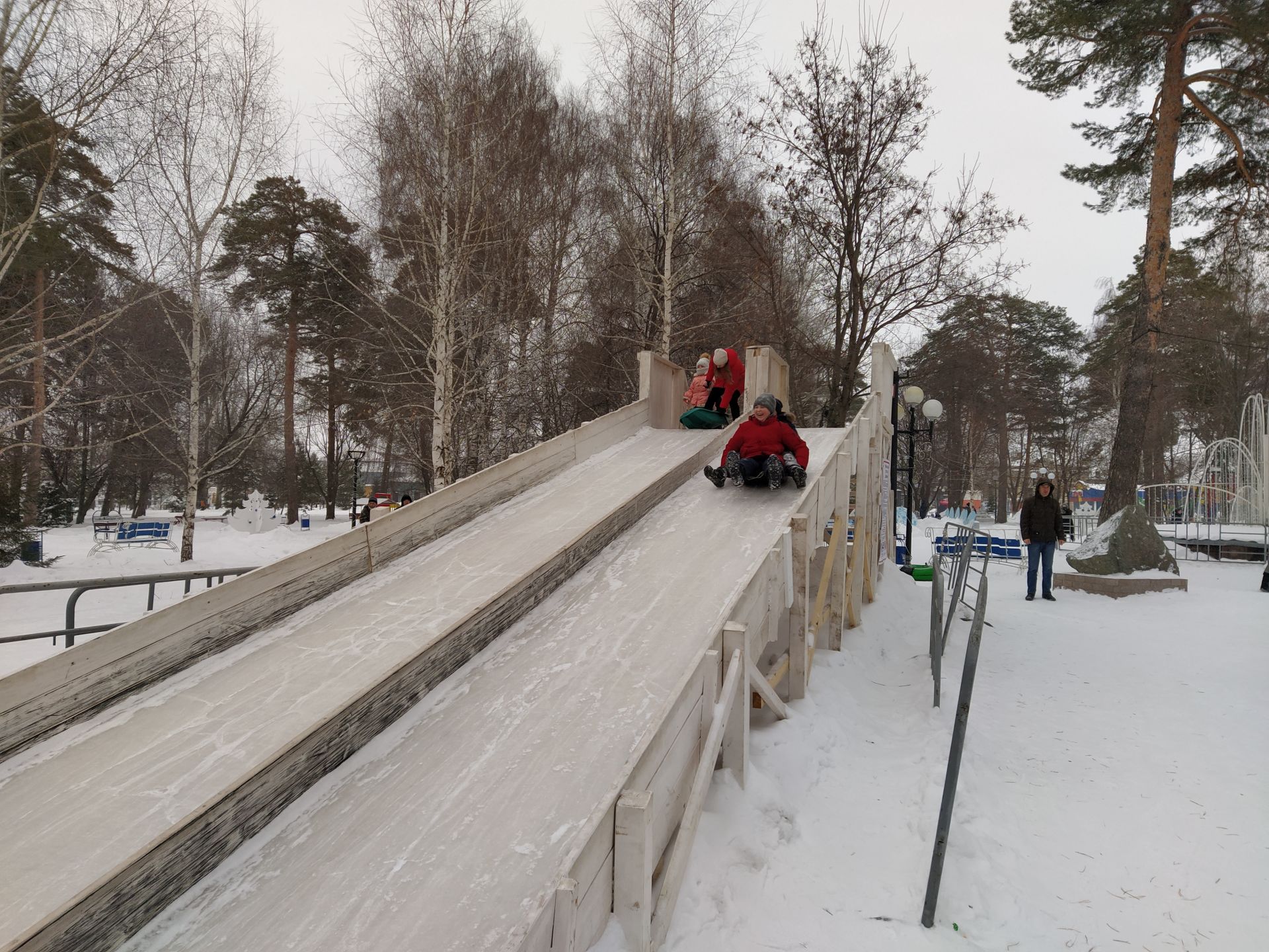 В Чистополе прошли рождественские гуляния (ФОТОРЕПОРТАЖ)