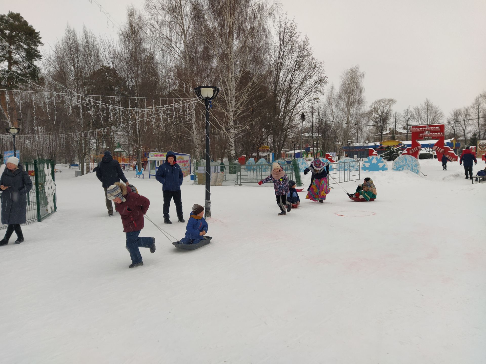 В Чистополе прошли рождественские гуляния (ФОТОРЕПОРТАЖ)