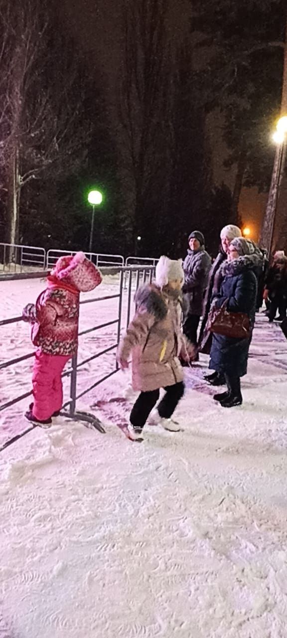 В Чистополе отмечают наступление Нового года (фоторепортаж)