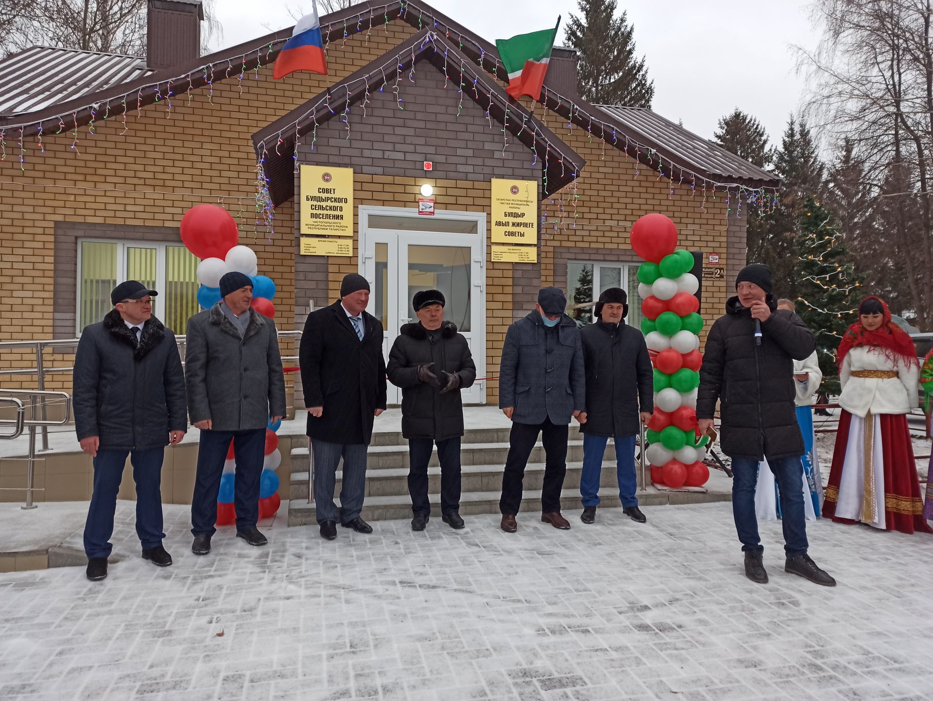 В Чистопольском районе открылось новое здание исполкома сельского поселения (фоторепортаж)