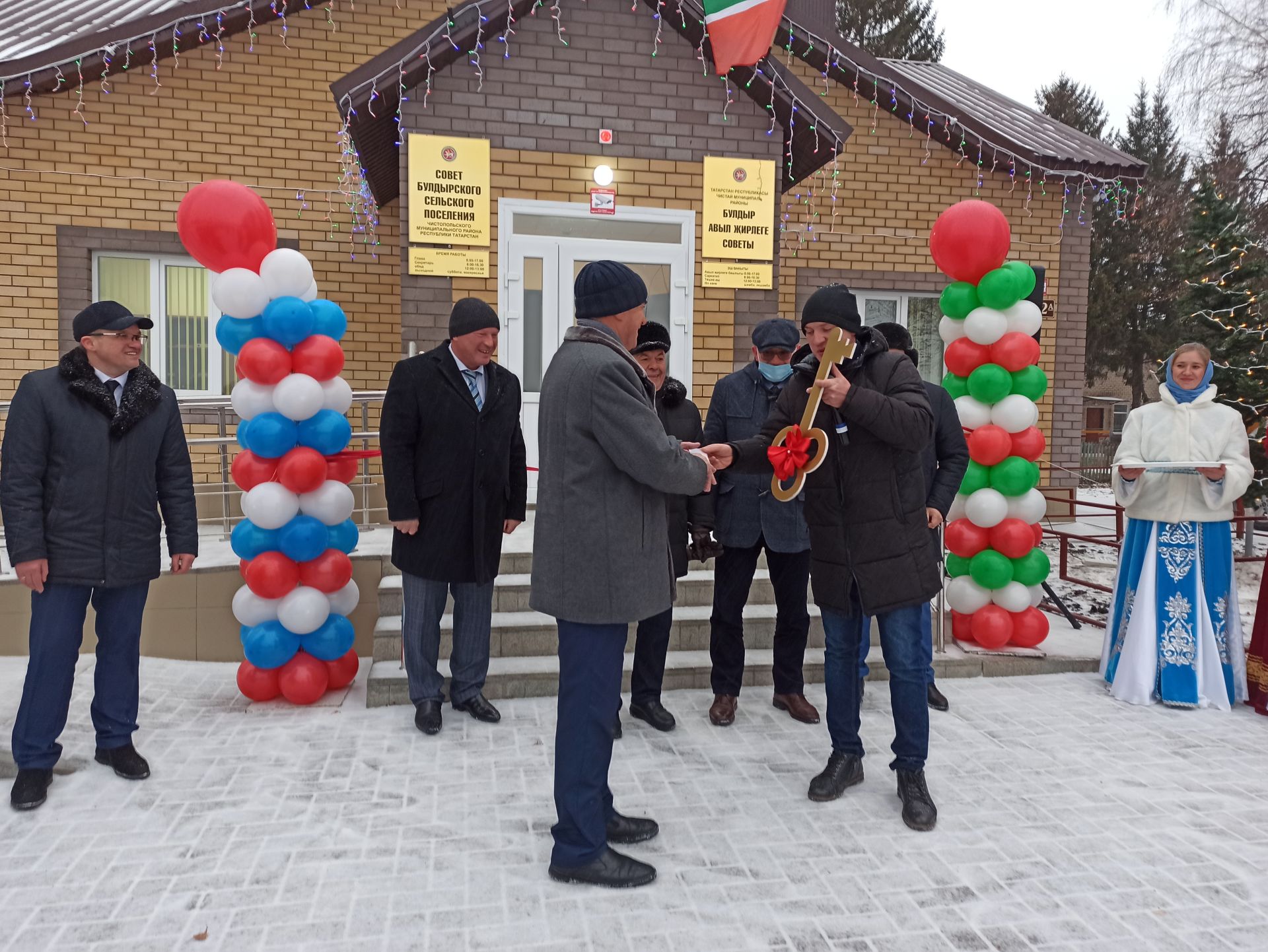 В Чистопольском районе открылось новое здание исполкома сельского поселения (фоторепортаж)