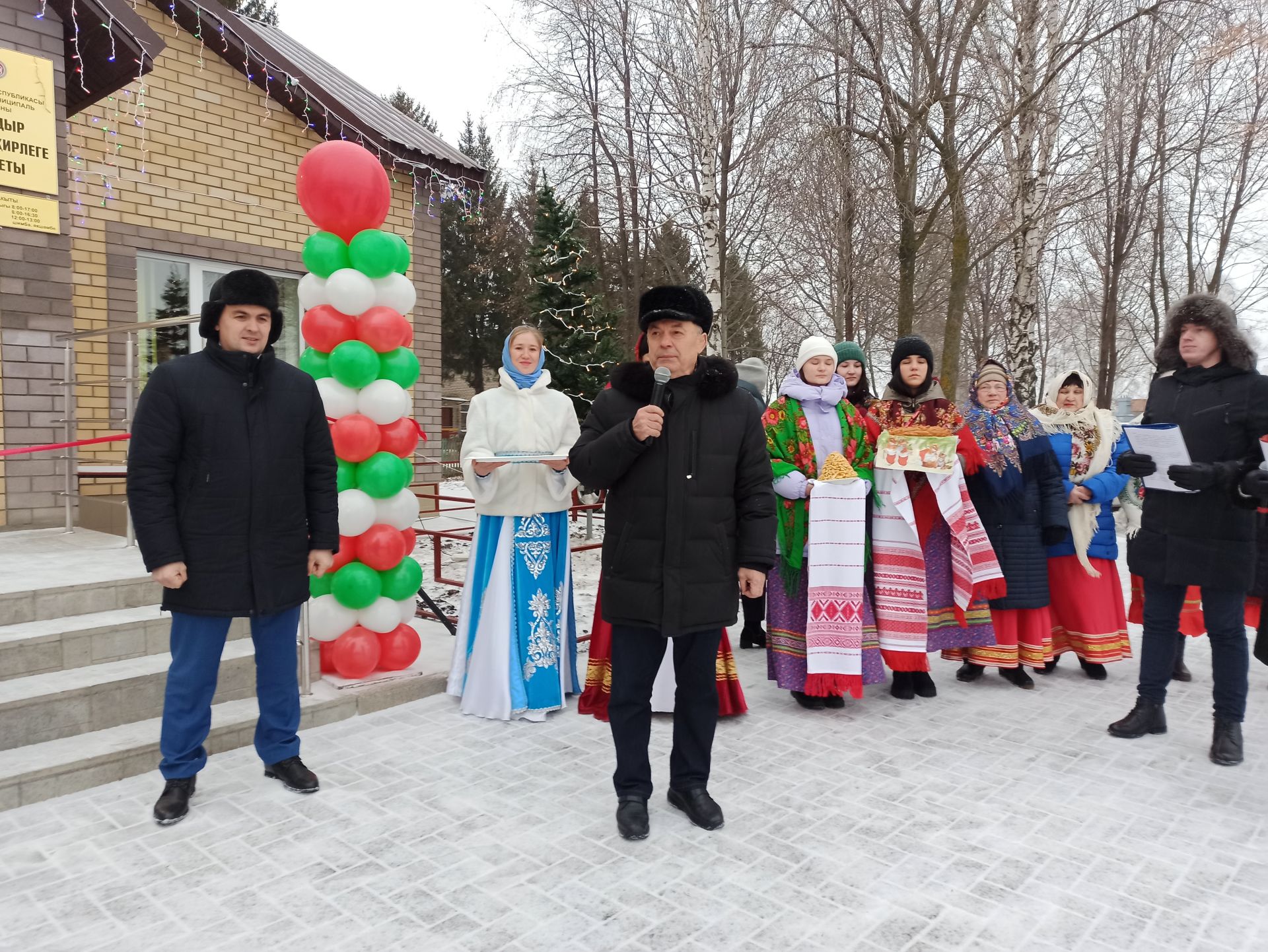 В Чистопольском районе открылось новое здание исполкома сельского поселения (фоторепортаж)