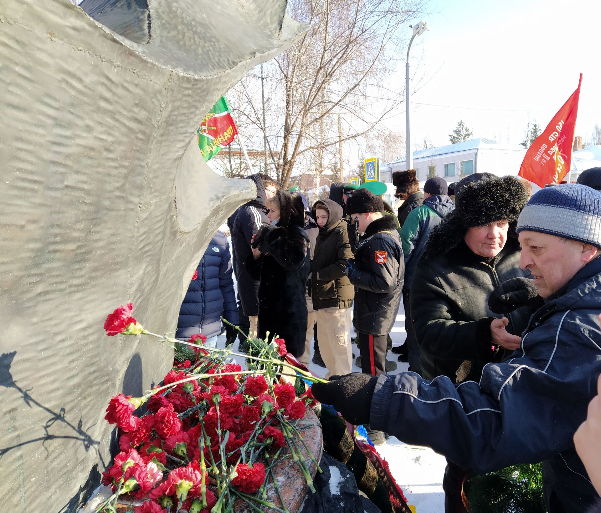 В Чистополе прошел митинг в честь 32-й годовщины вывода войск из Афганистана