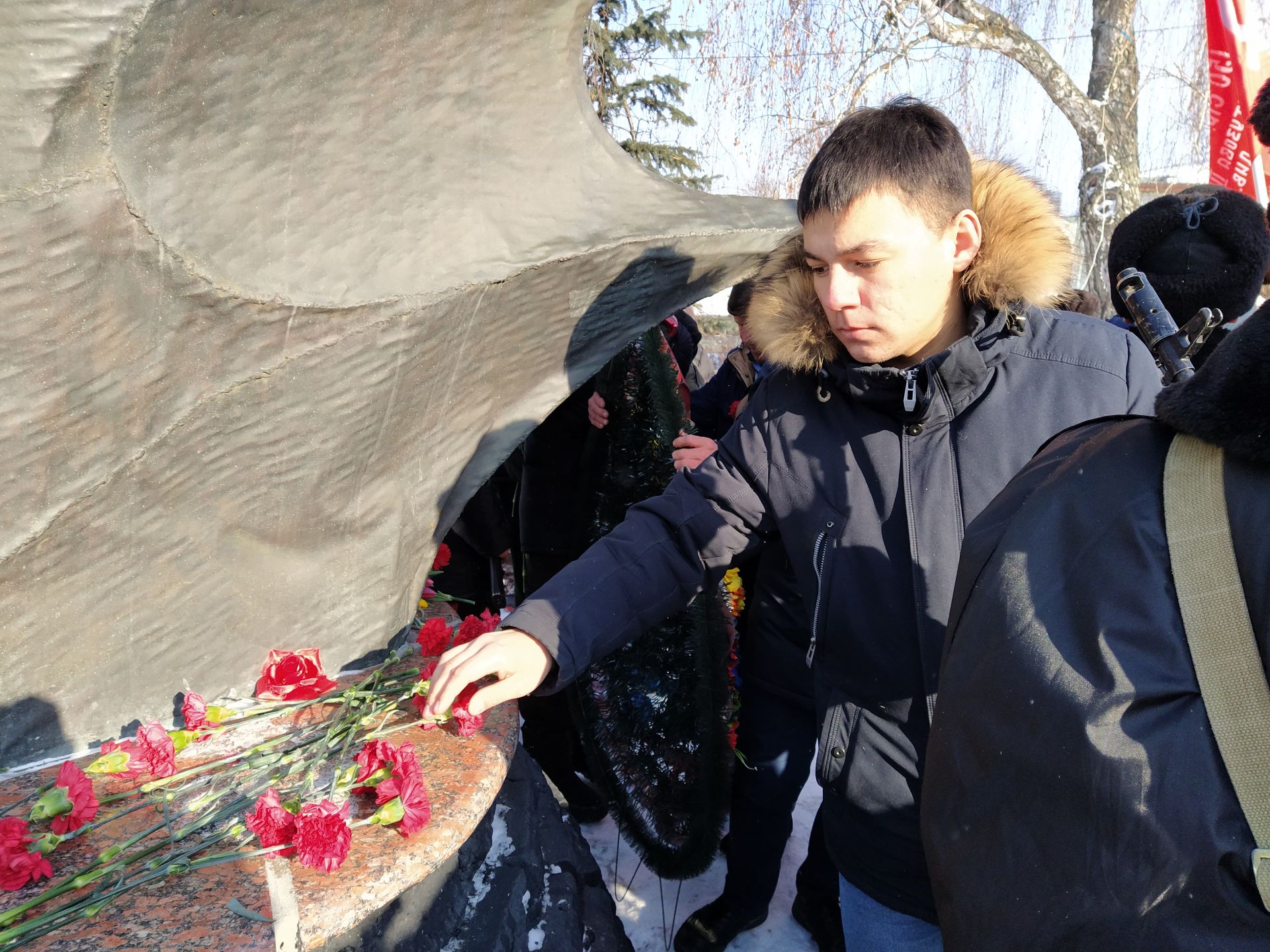 В Чистополе прошел митинг в честь 32-й годовщины вывода войск из Афганистана