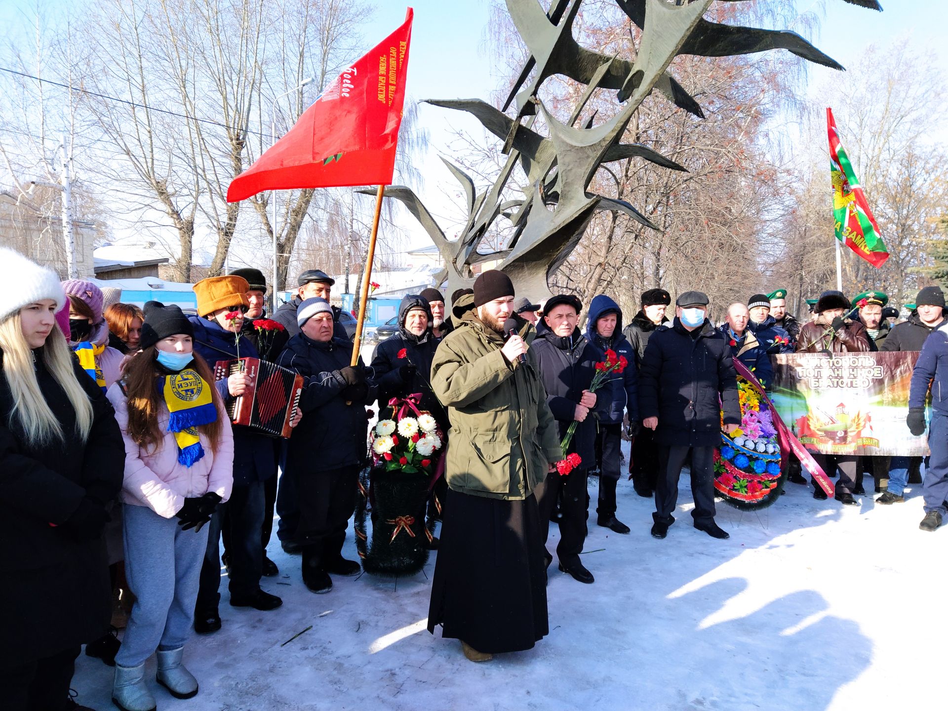 В Чистополе прошел митинг в честь 32-й годовщины вывода войск из Афганистана