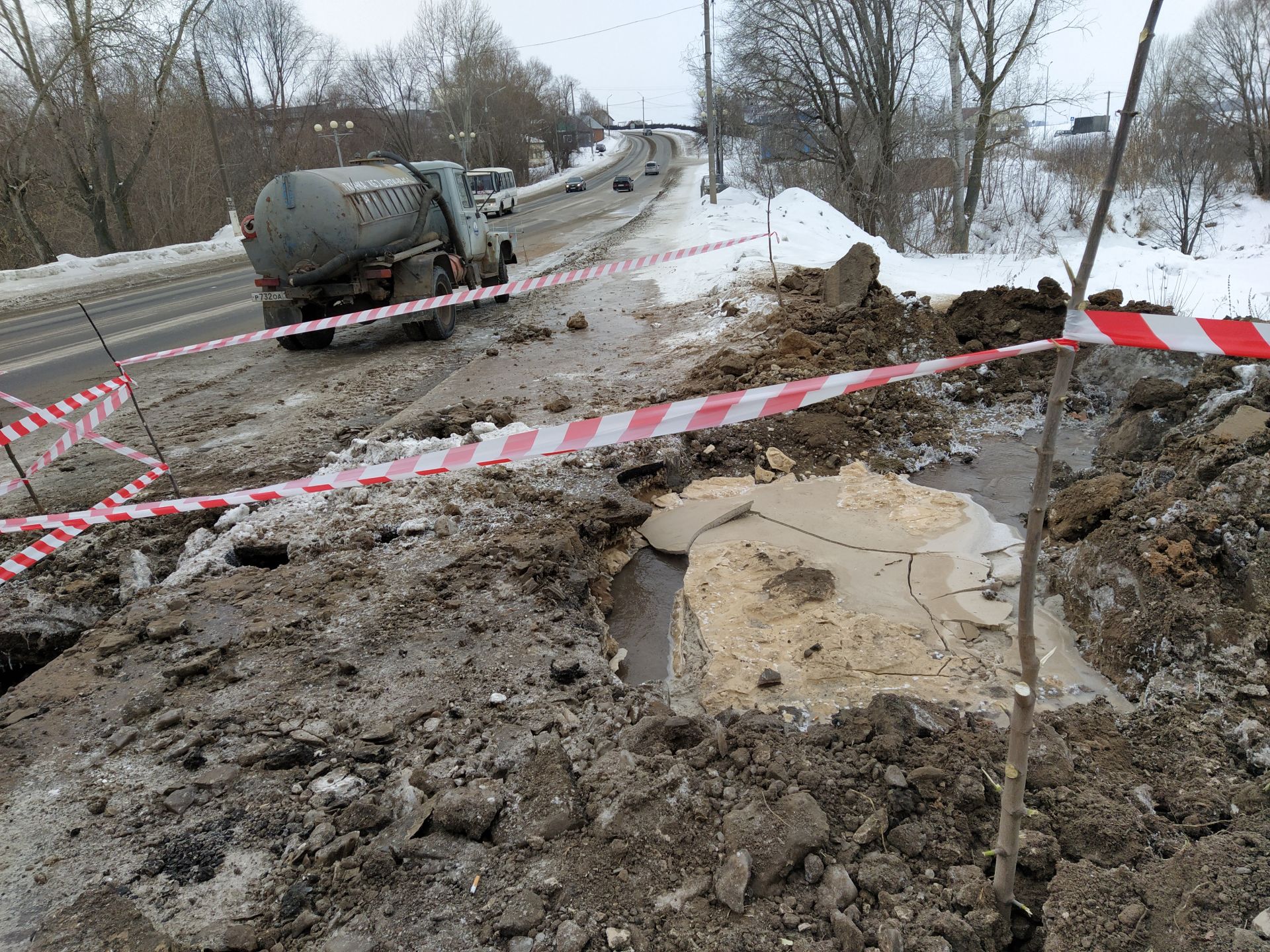 Гендиректор водоканала заверил, что чистопольцы не останутся без воды (Фото и видео с места происшествия)