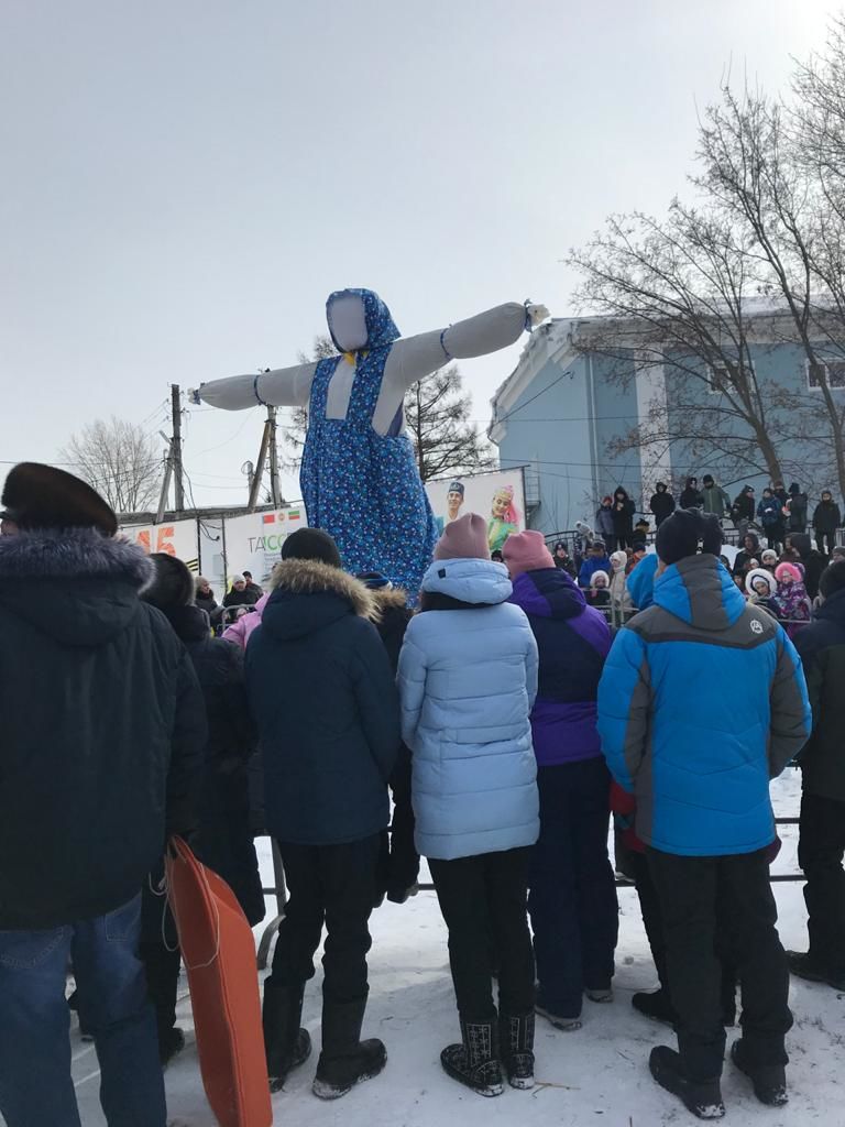 В Чистополе празднуют Широкую масленицу (фоторепортаж)