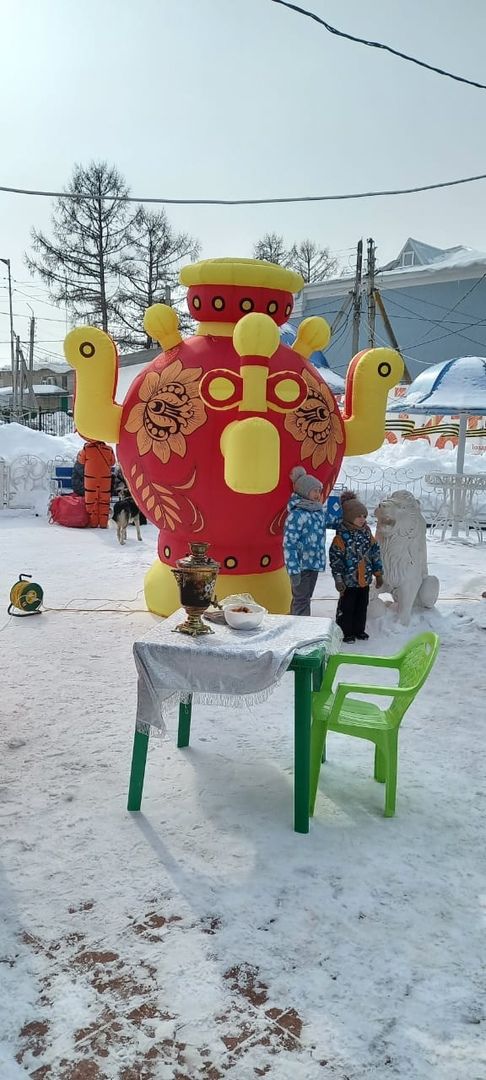 В Чистополе празднуют Широкую масленицу (фоторепортаж)