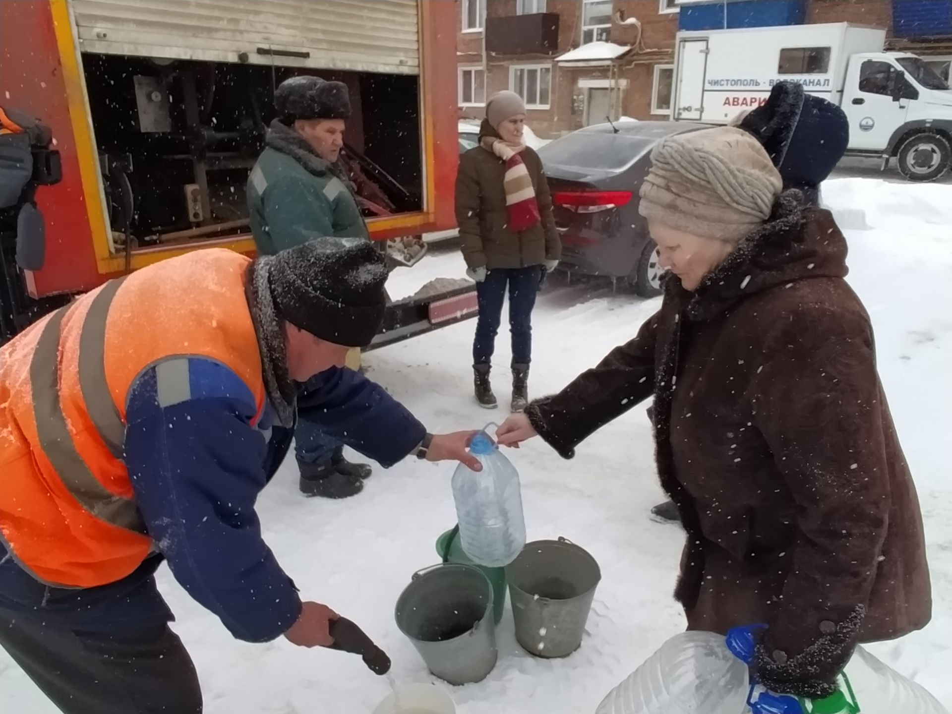 В Чистополе 10 многоквартирных домов и детский сад остаются без воды