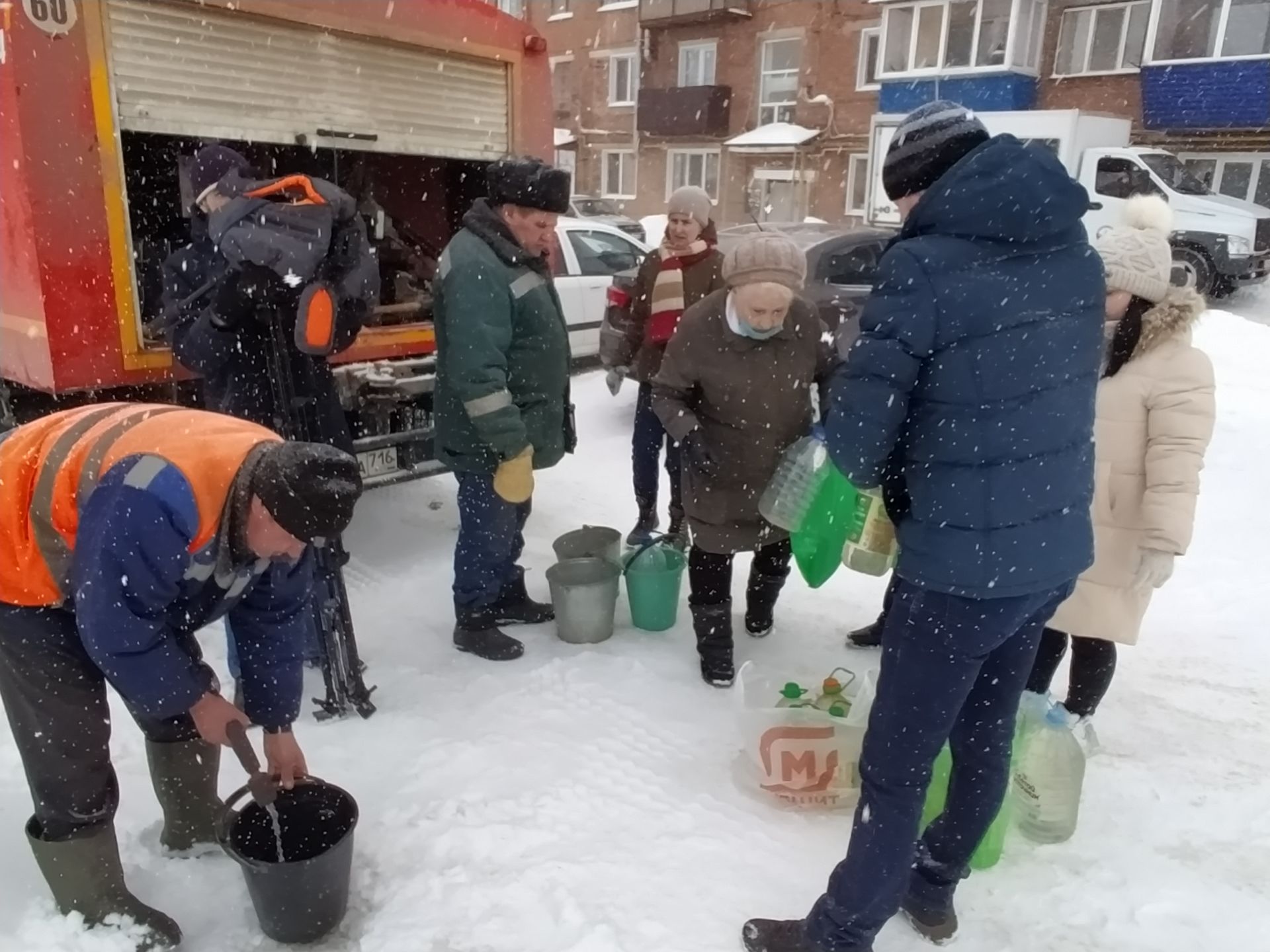 В Чистополе 10 многоквартирных домов и детский сад остаются без воды