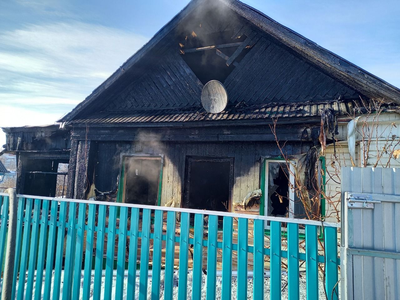 В Чистополе в уничтоженном пожаром доме проживали три человека