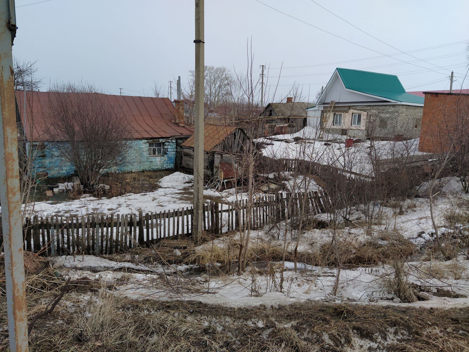 В Чистополе ситуация с подтоплением домов на улице Хамзина повторяется