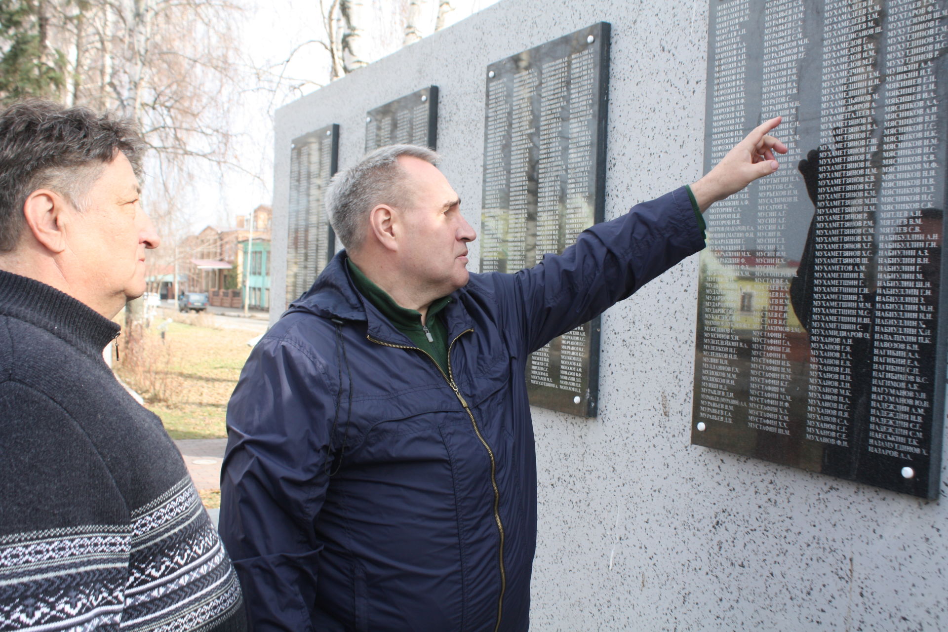 На Аллее Героев в списки погибших на войне чистопольцев вернутся недостающие фамилии