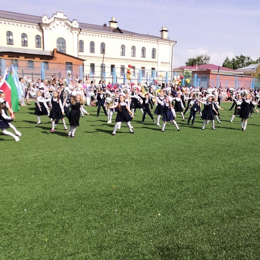 Для выпускников Чистополя прозвенел последний звонок