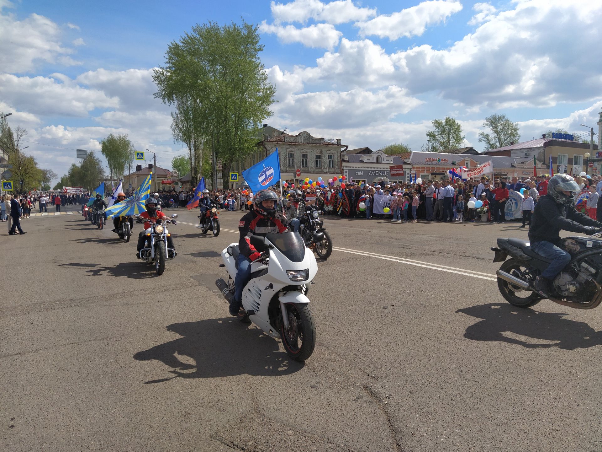 В Чистополе отпраздновали 76 годовщину Великой Победы (ФОТОРЕПОРТАЖ)