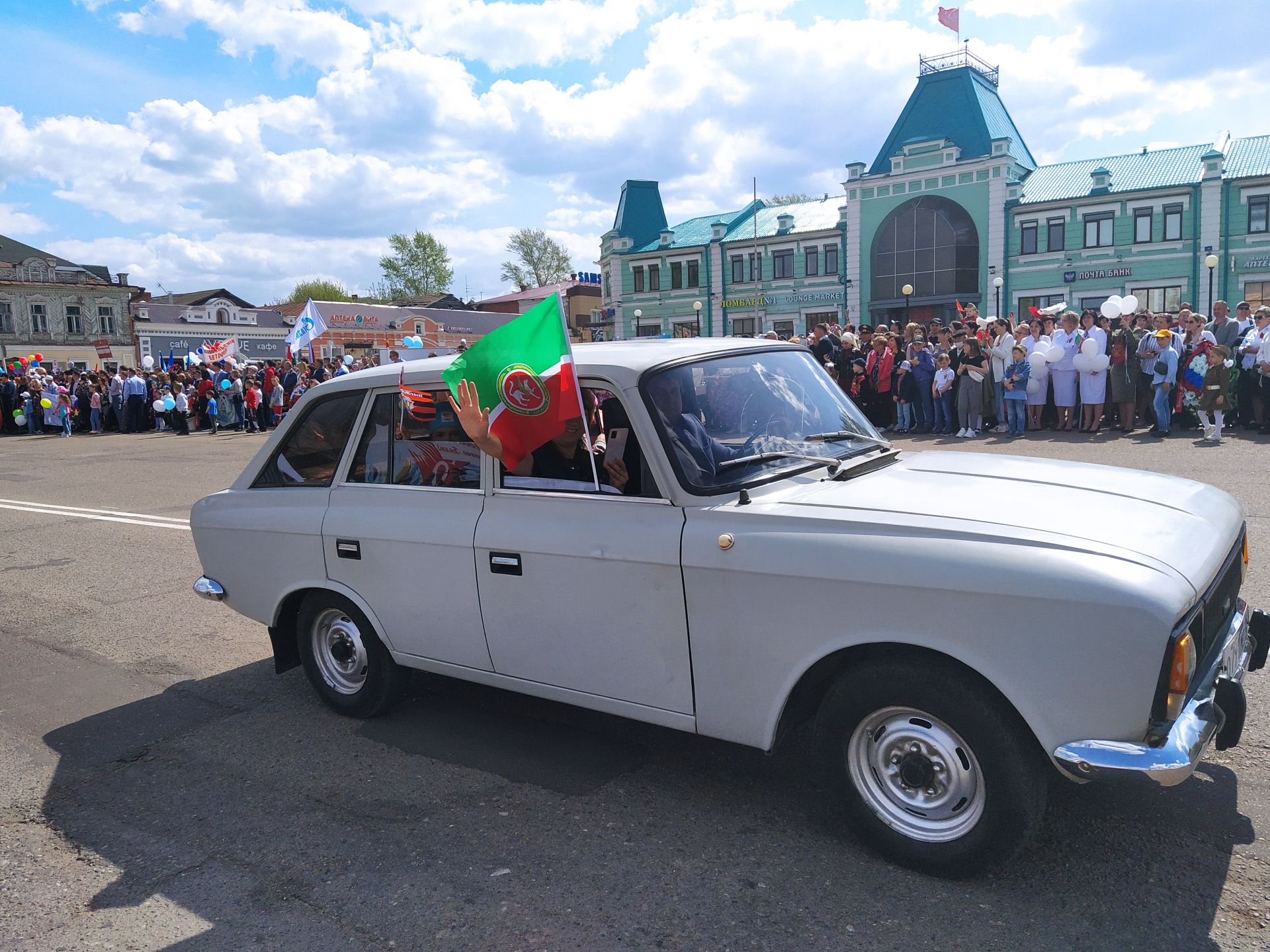 В Чистополе отпраздновали 76 годовщину Великой Победы (ФОТОРЕПОРТАЖ)