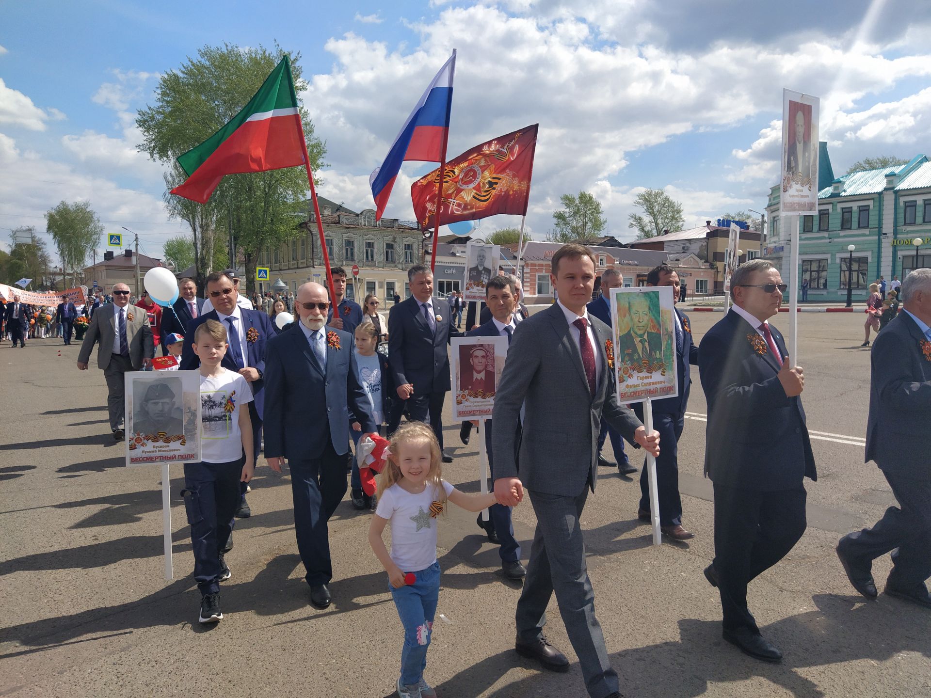 В Чистополе отпраздновали 76 годовщину Великой Победы (ФОТОРЕПОРТАЖ)