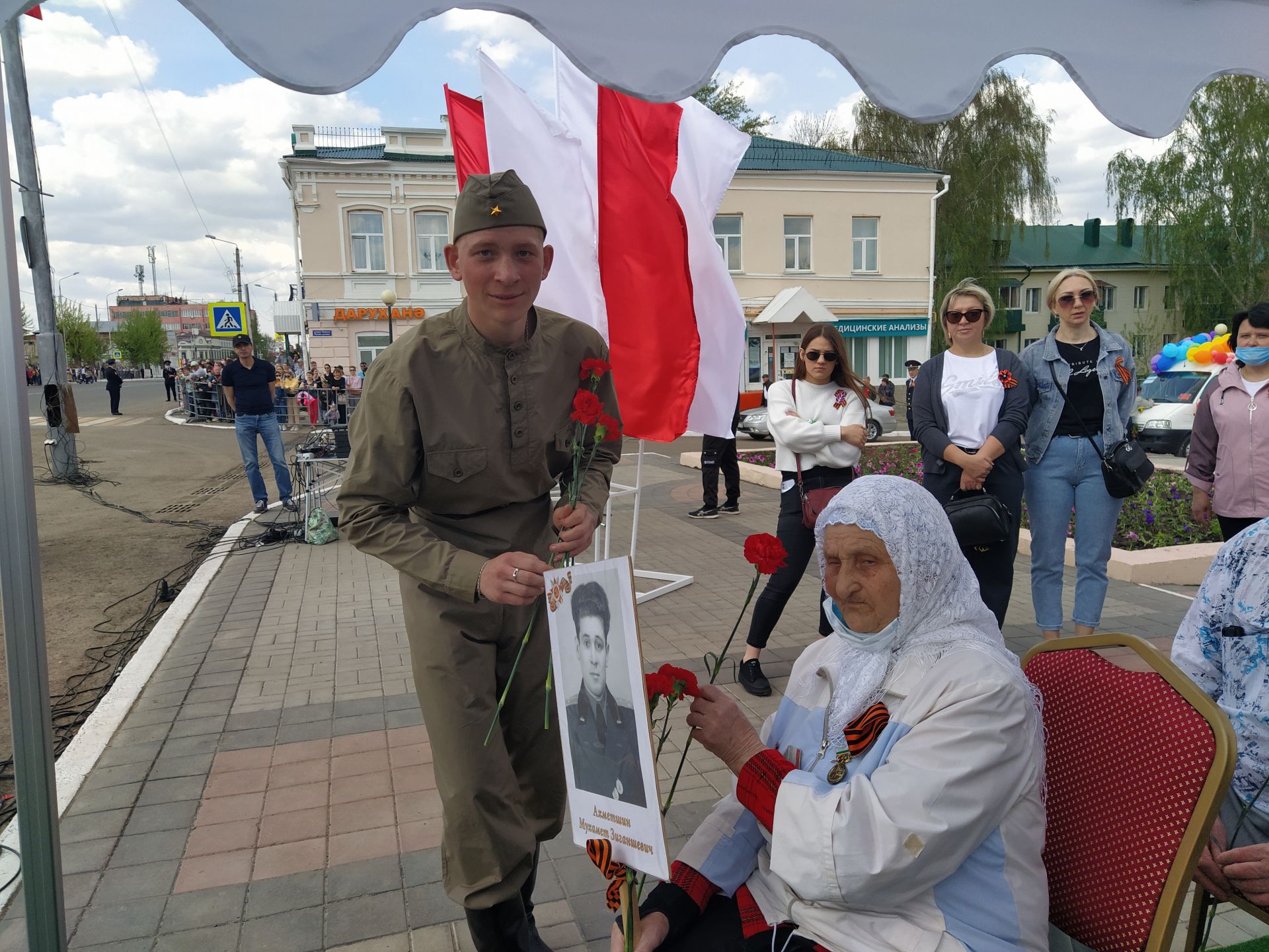 В Чистополе отпраздновали 76 годовщину Великой Победы (ФОТОРЕПОРТАЖ)