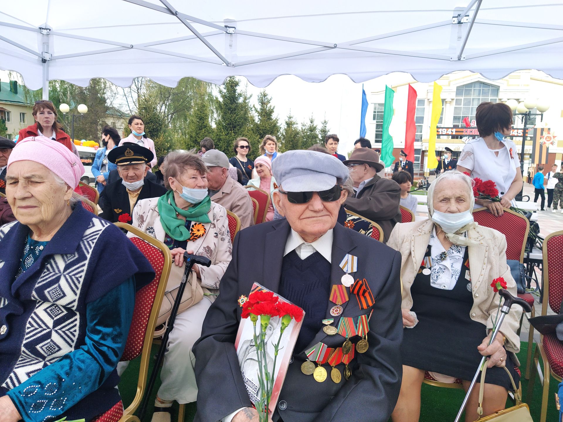 В Чистополе отпраздновали 76 годовщину Великой Победы (ФОТОРЕПОРТАЖ)