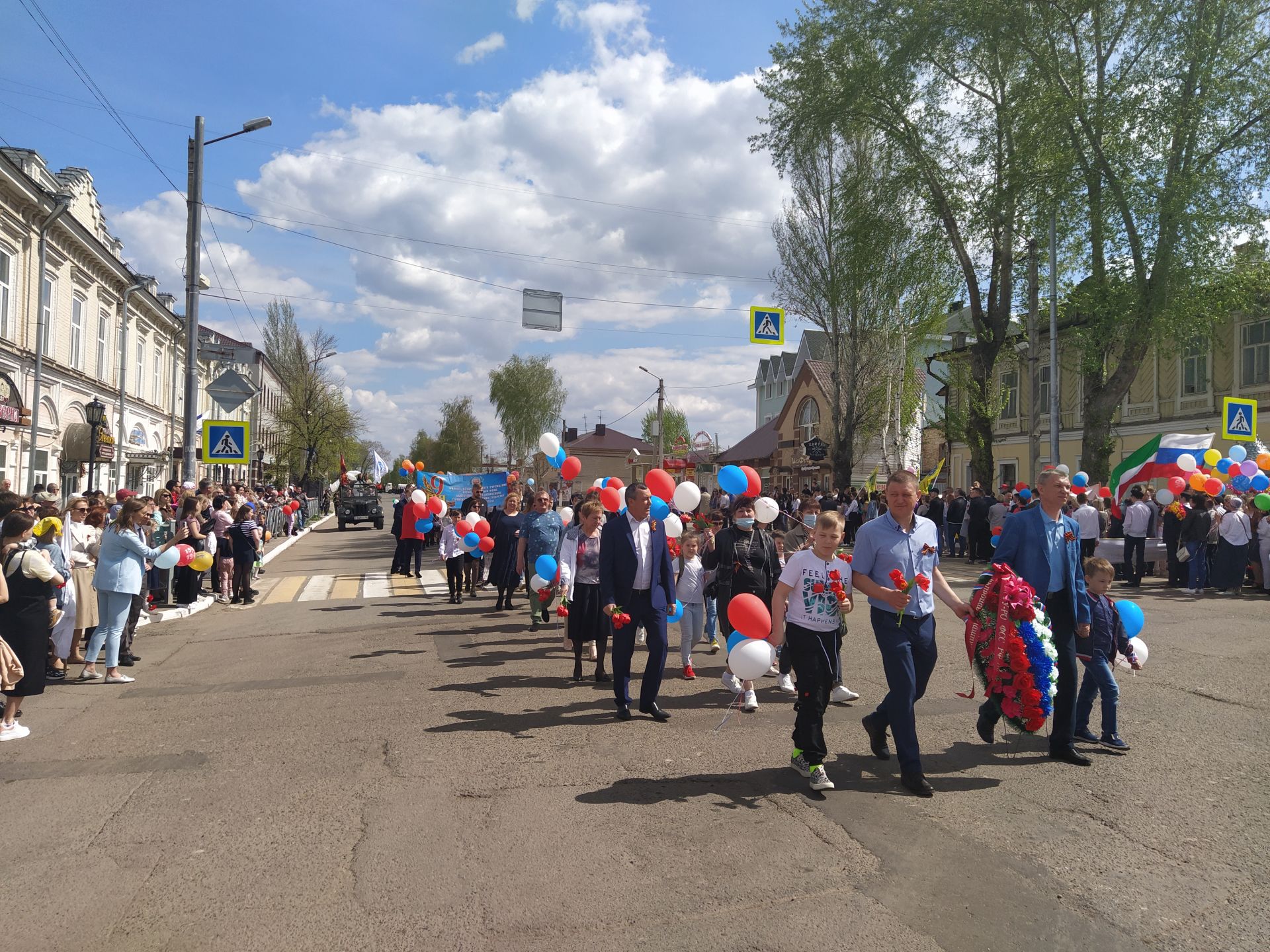 В Чистополе отпраздновали 76 годовщину Великой Победы (ФОТОРЕПОРТАЖ)