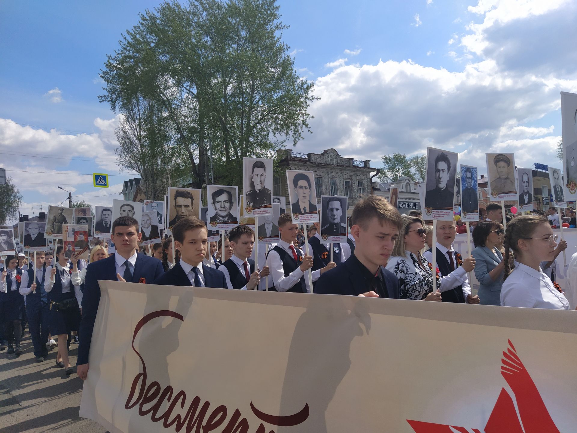 В Чистополе отпраздновали 76 годовщину Великой Победы (ФОТОРЕПОРТАЖ)