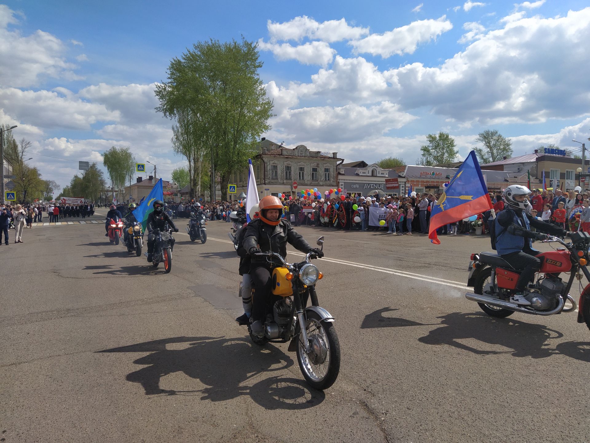 В Чистополе отпраздновали 76 годовщину Великой Победы (ФОТОРЕПОРТАЖ)