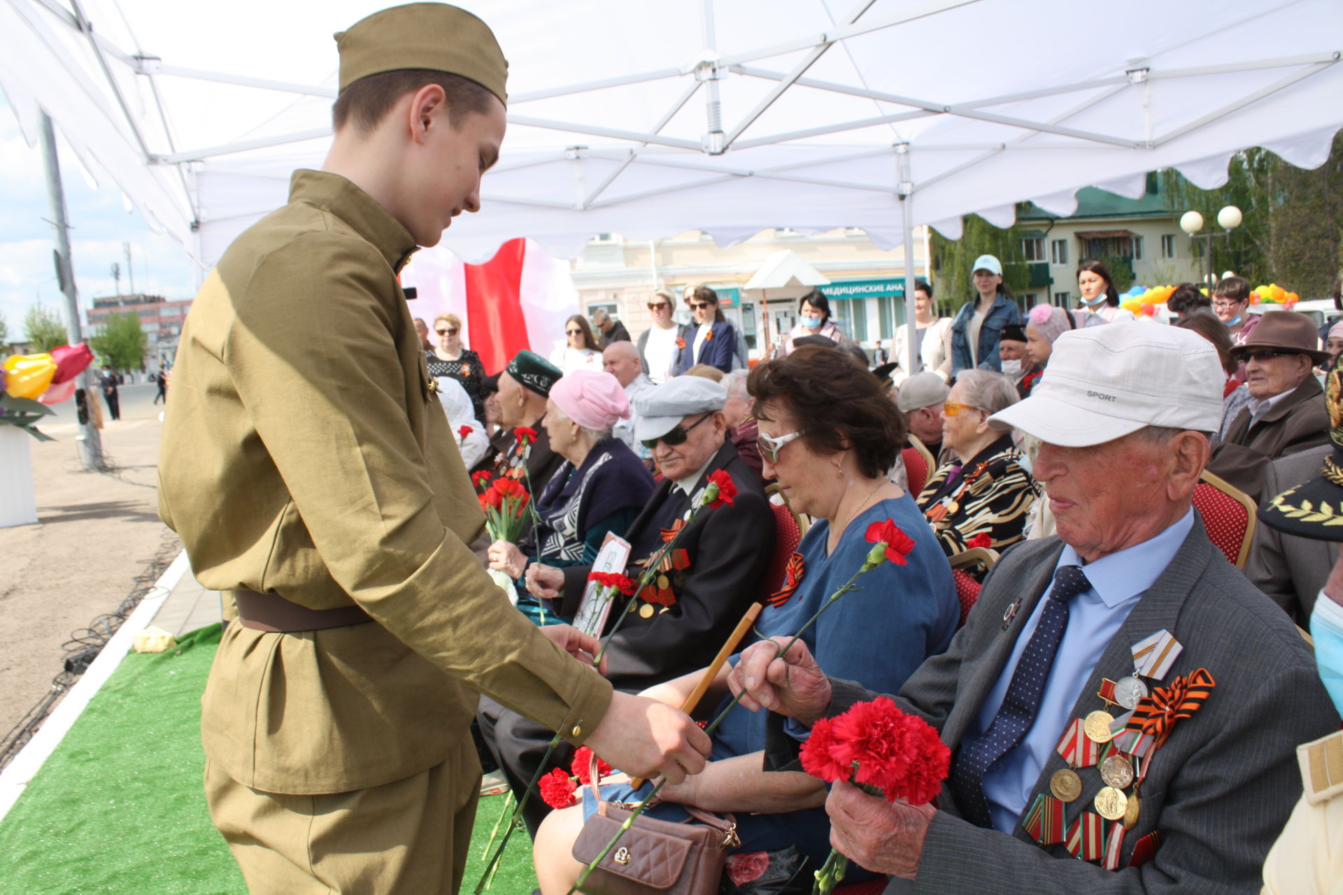 В Чистополе отпраздновали 76 годовщину Великой Победы (ФОТОРЕПОРТАЖ)