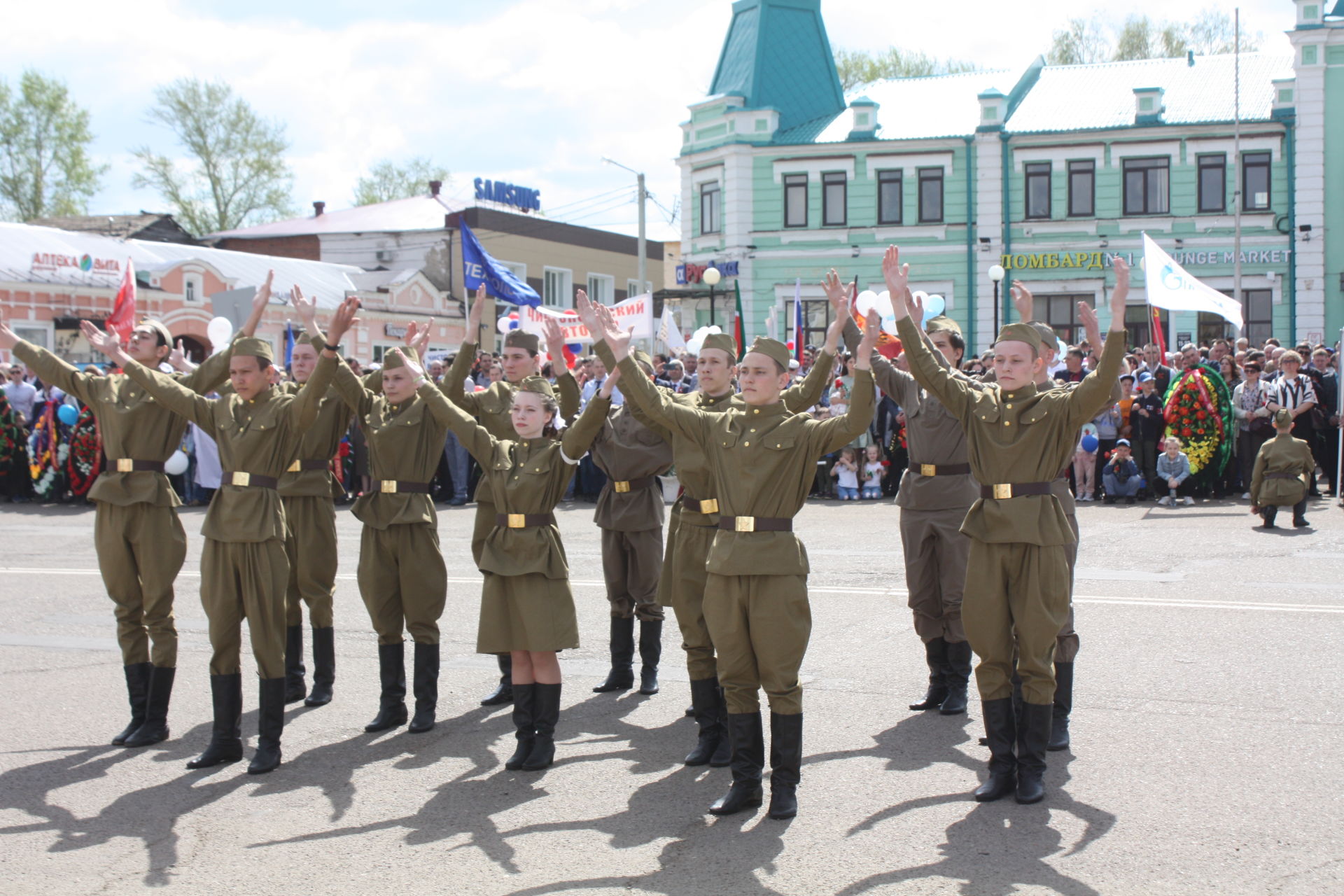 В Чистополе отпраздновали 76 годовщину Великой Победы (ФОТОРЕПОРТАЖ)