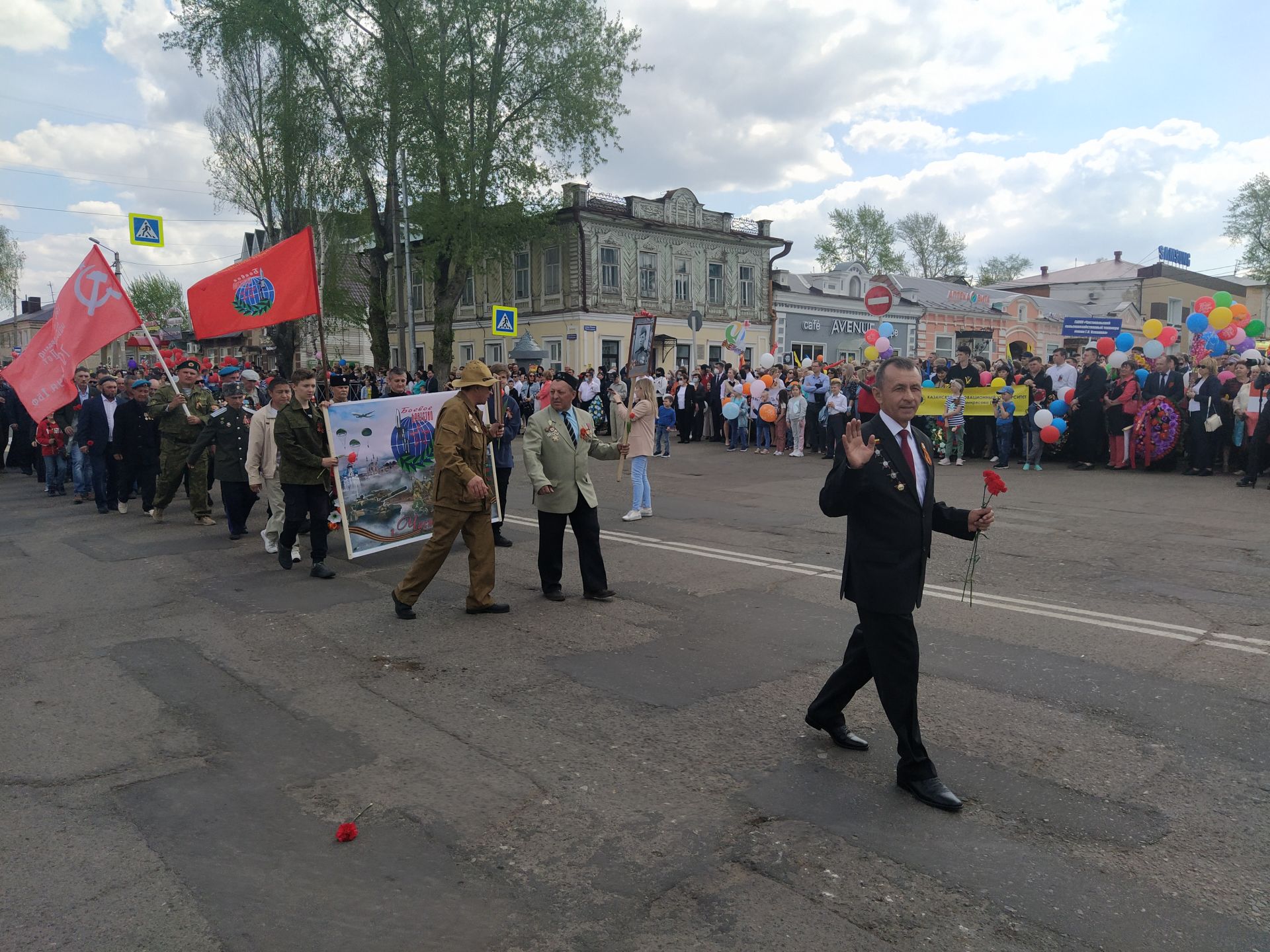 В Чистополе отпраздновали 76 годовщину Великой Победы (ФОТОРЕПОРТАЖ)