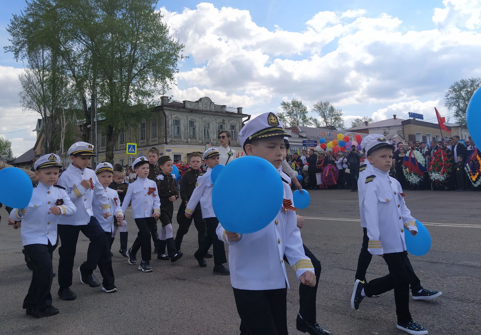 В Чистополе отпраздновали 76 годовщину Великой Победы (ФОТОРЕПОРТАЖ)