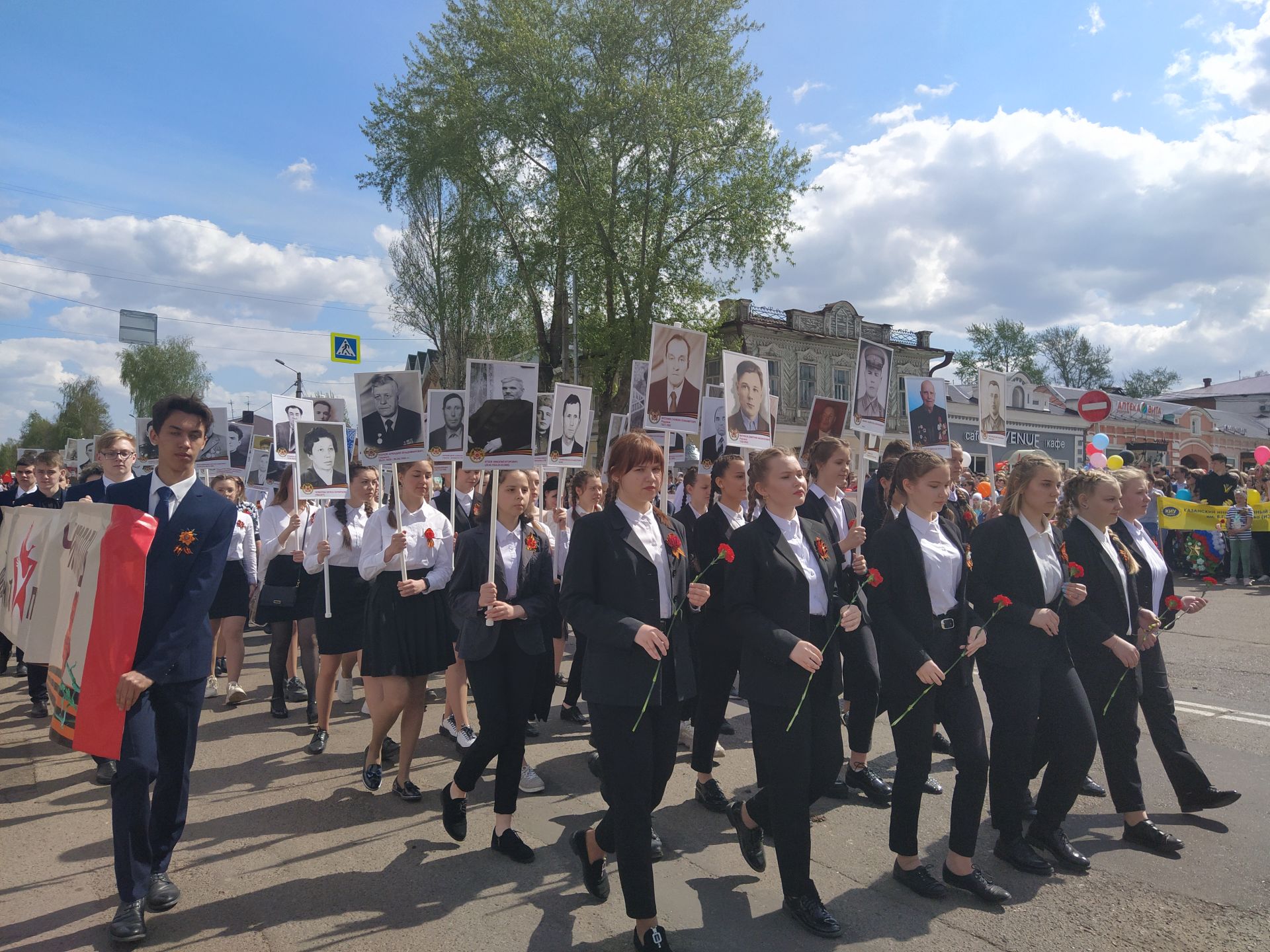 В Чистополе отпраздновали 76 годовщину Великой Победы (ФОТОРЕПОРТАЖ)