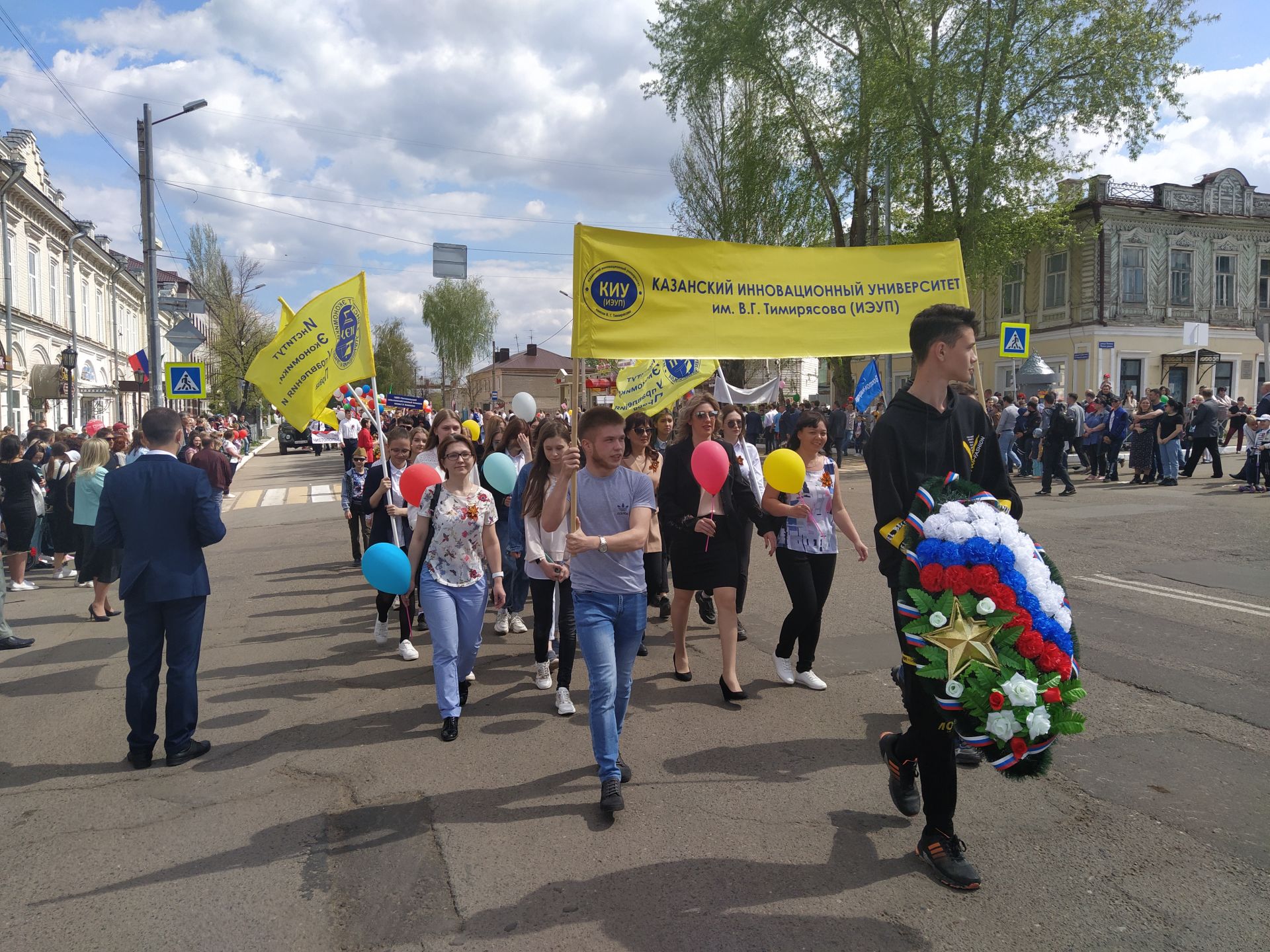 В Чистополе отпраздновали 76 годовщину Великой Победы (ФОТОРЕПОРТАЖ)