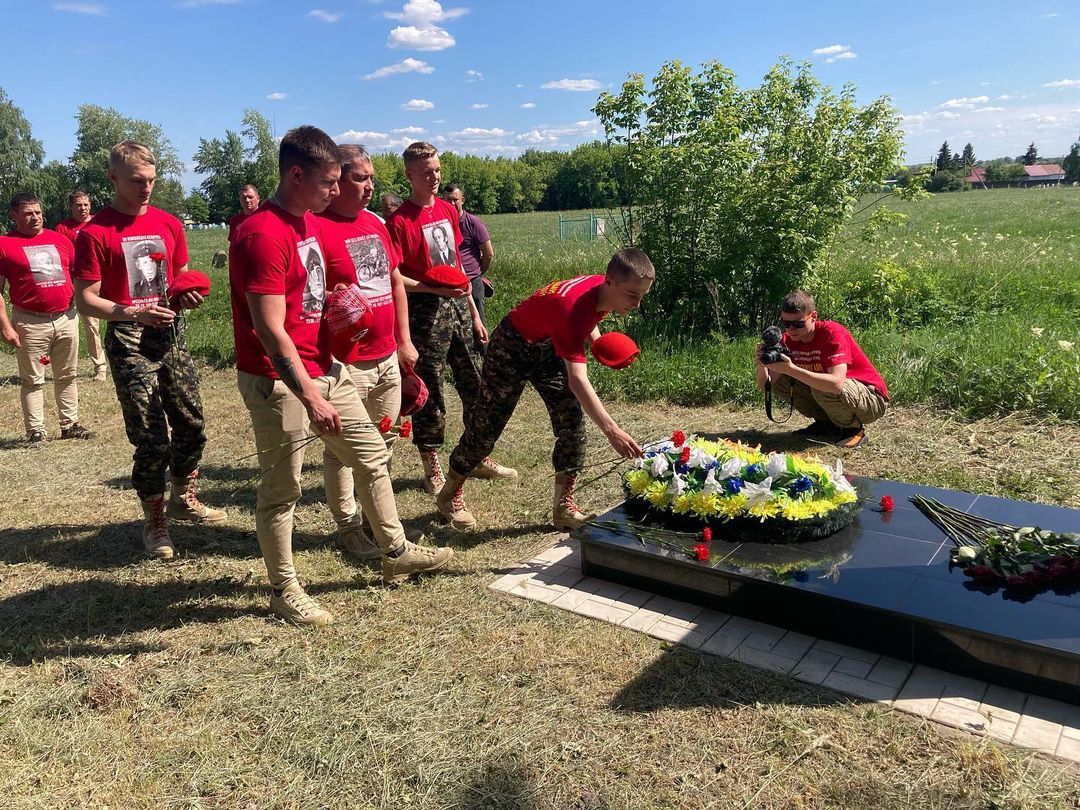 В селе Чистопольского района встречали участников международного автомарша «Красноярск- Брест-2021. Дорогами Сибирской славы»