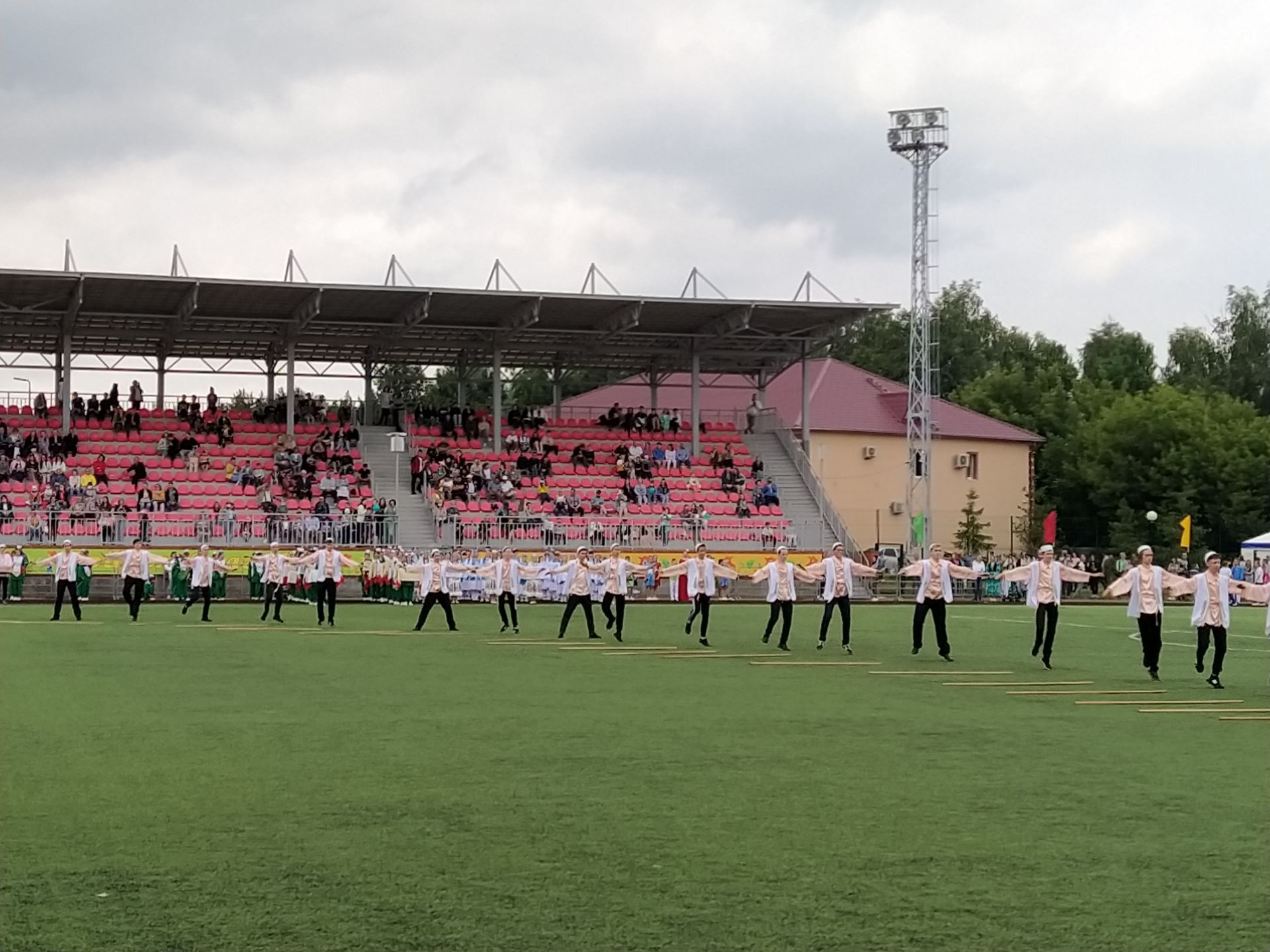 На майдане чистопольского Сабантуя чествовали передовиков сельского хозяйства