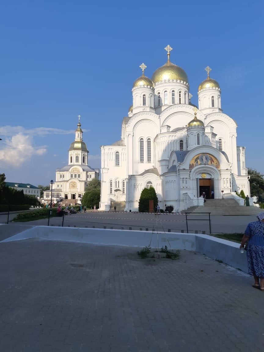 Прихожане чистопольских храмов совершили паломническую поездку в Дивеево