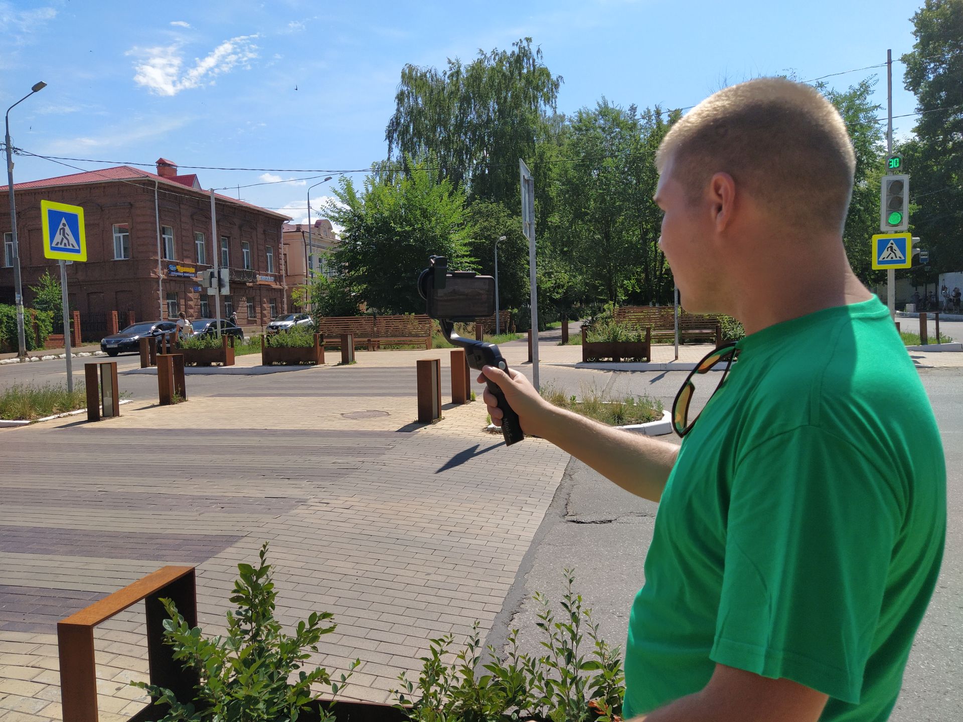 В Чистополь приехал татарстанский блогер Алмаз Магадиев