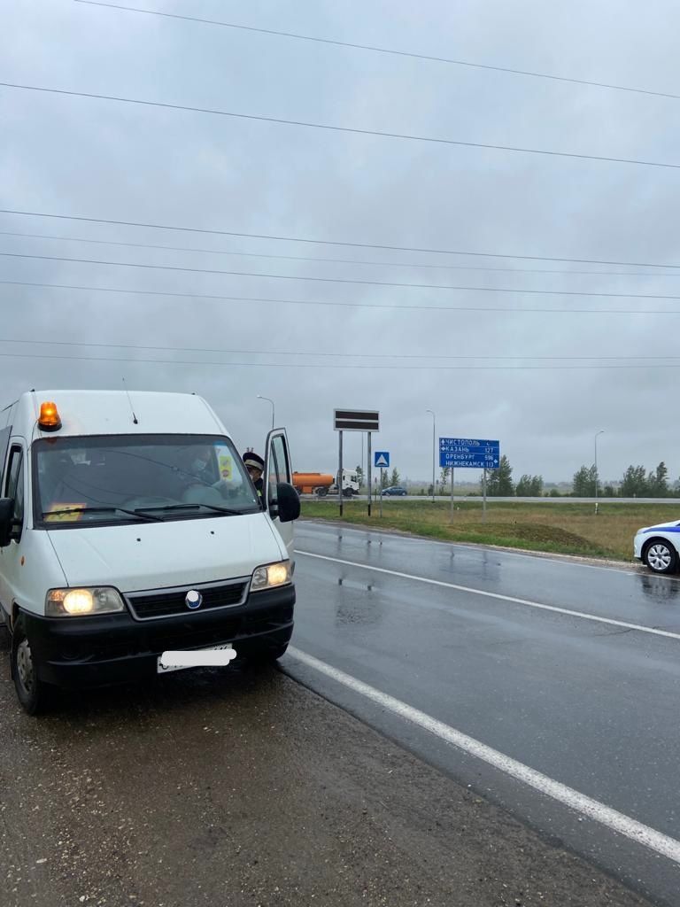 Сотрудники чистопольского отделения ГИБДД выехали в рейд по проверке пассажирских автобусов