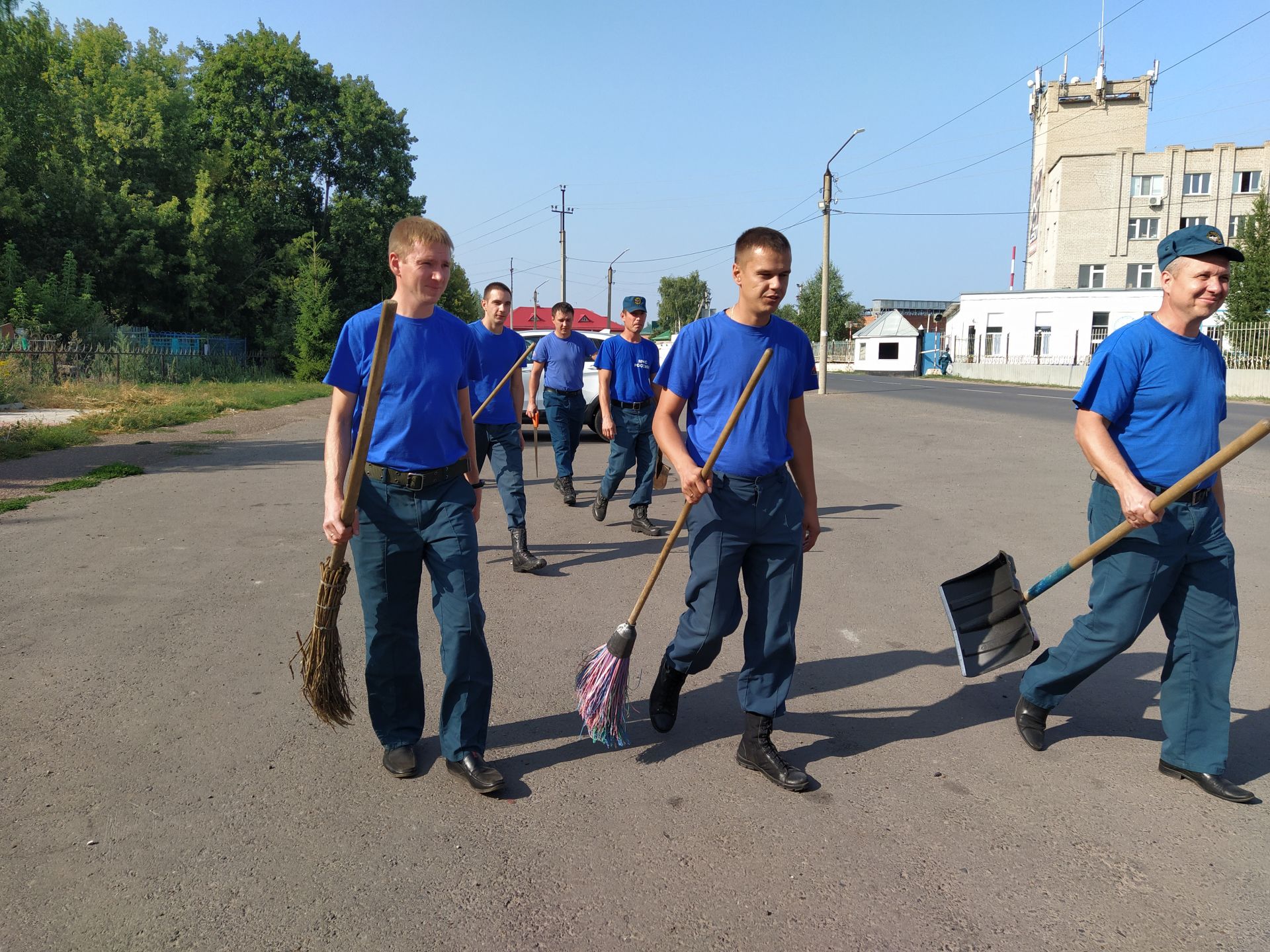 В Чистополе привели в порядок территорию рядом с Авдеевским кладбищем