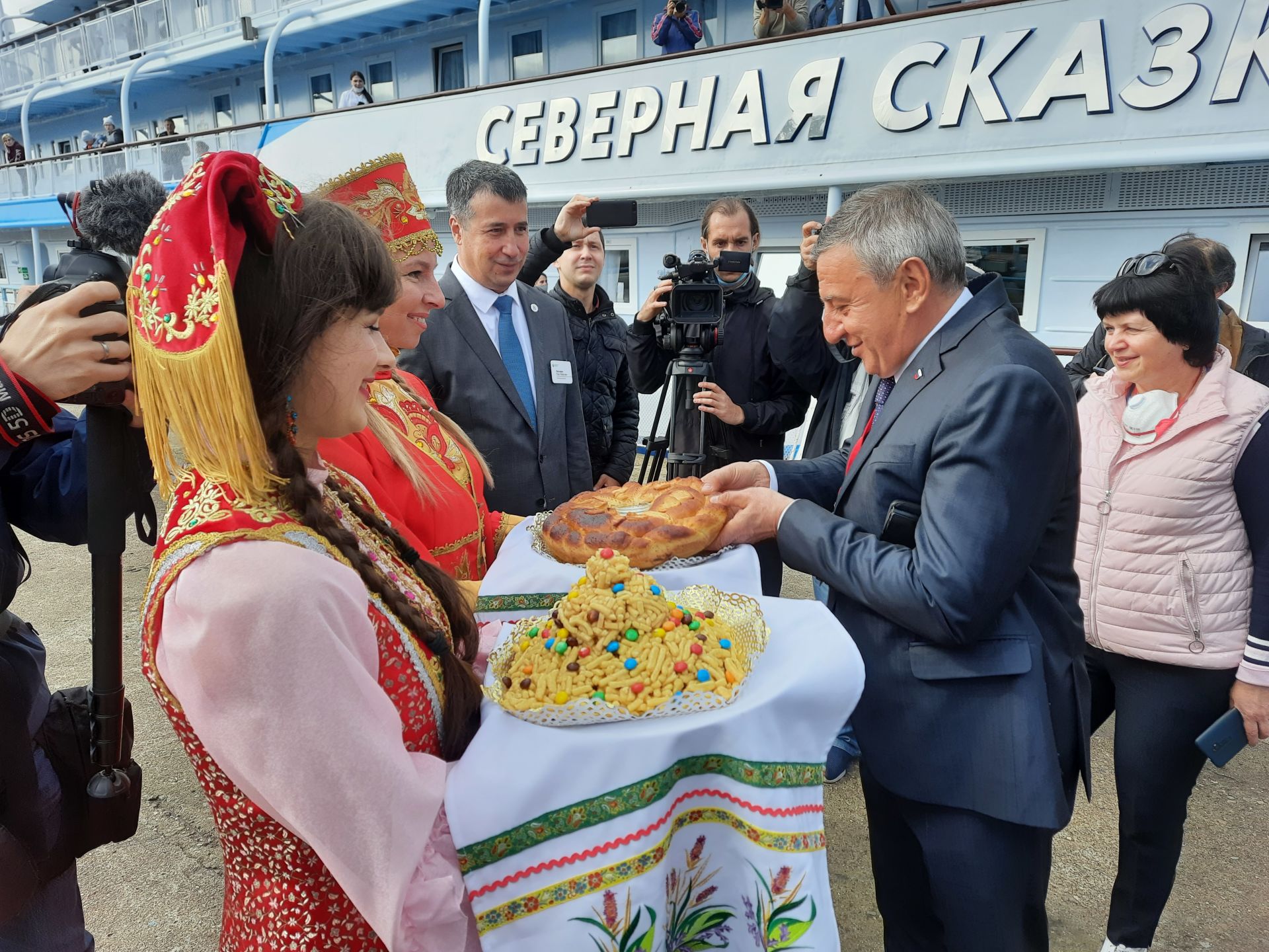 Врачи из семи федеральных клиник провели бесплатный прием жителей Чистополя