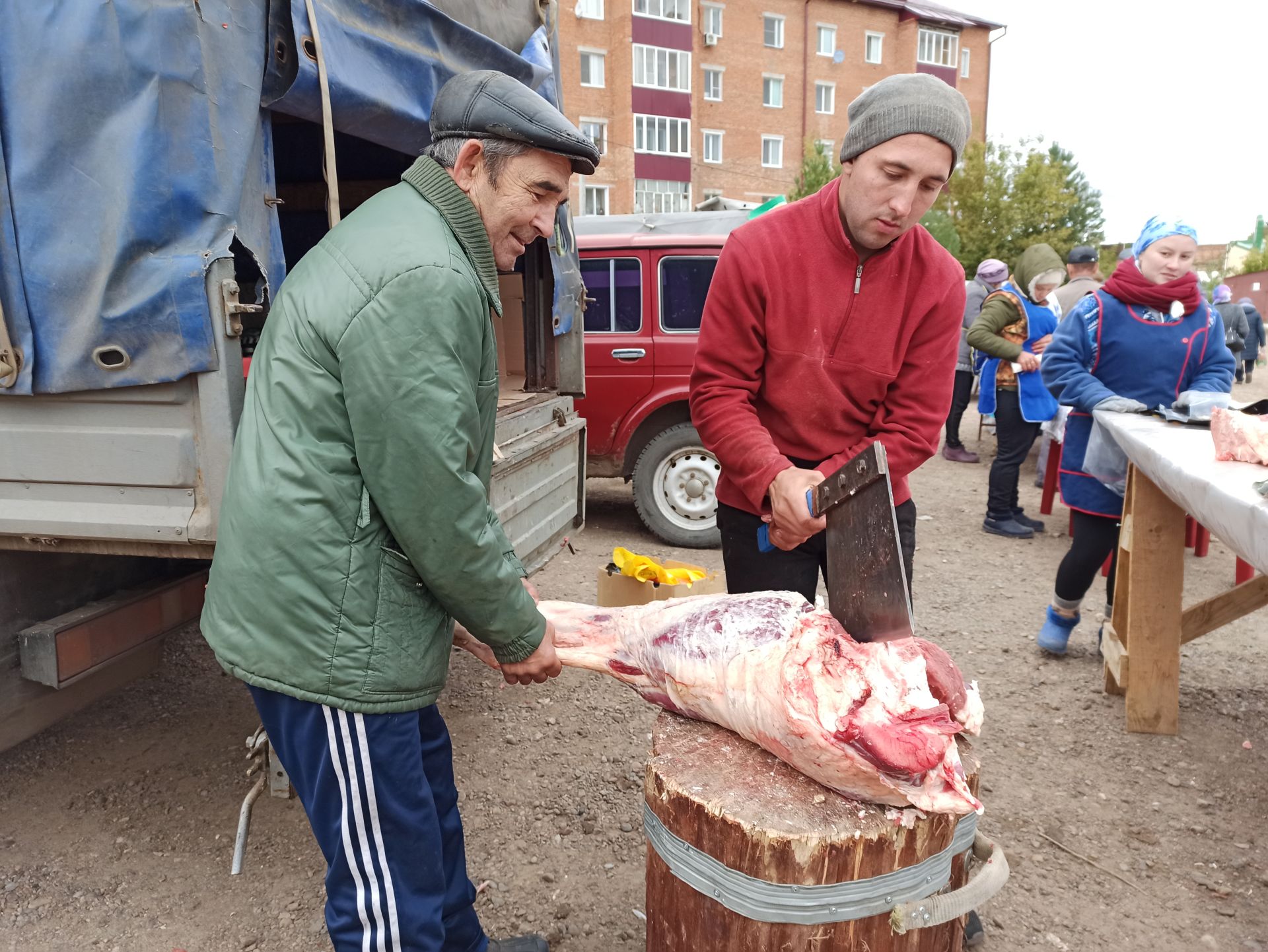 На сельхозярмарке в Чистополе особым спросом пользовались мясо и овощи