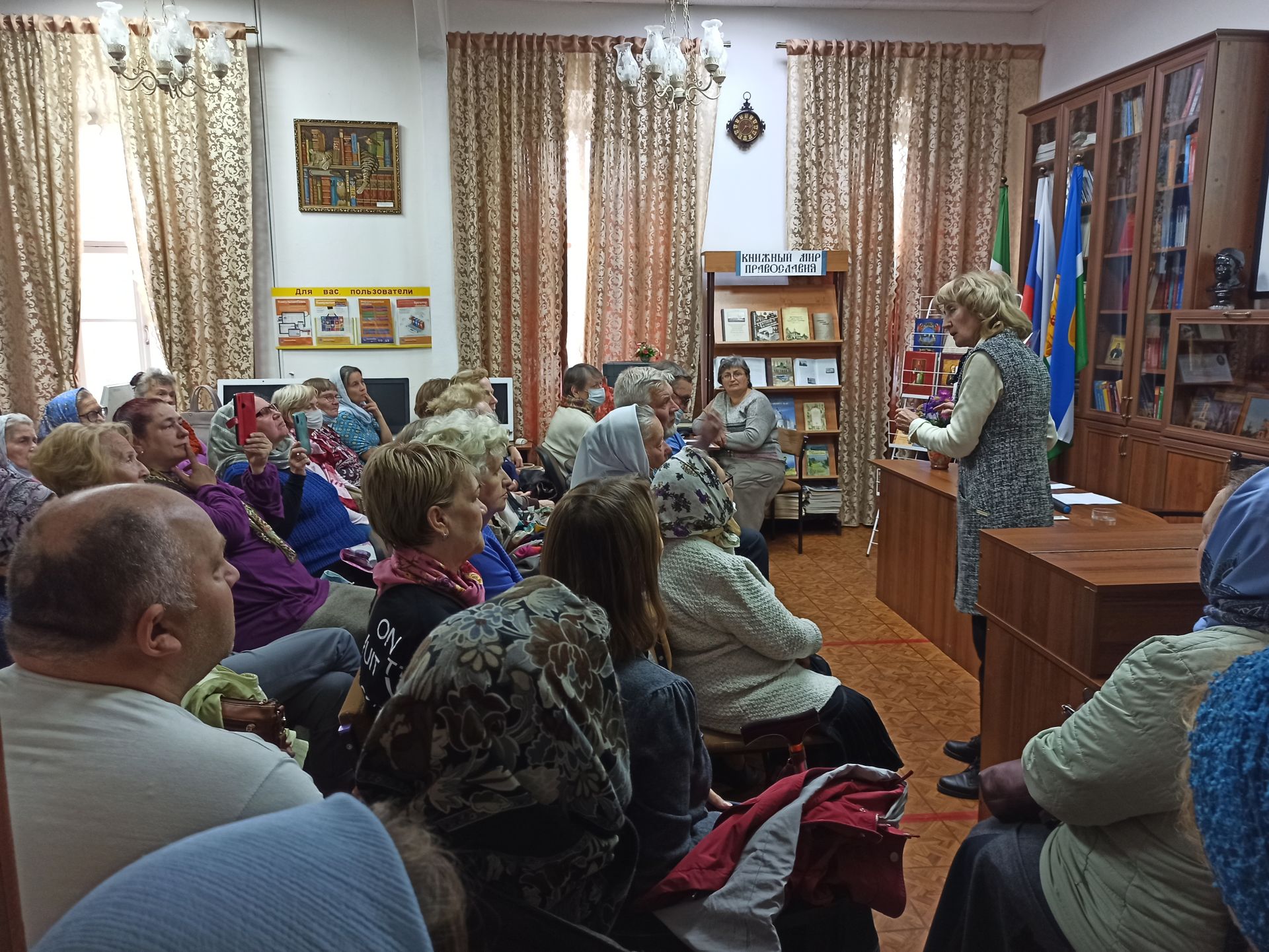 В центральной библиотеке презентовали книгу о Чистопольском Успенском женском монастыре