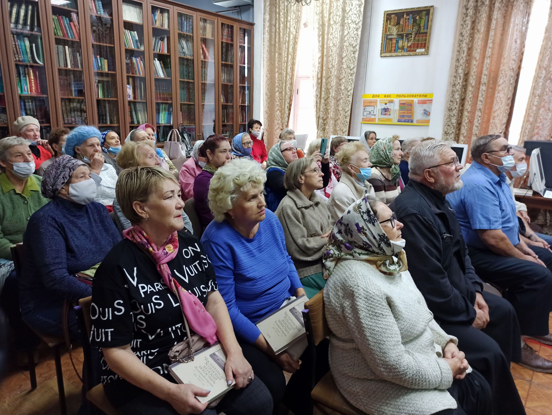 В центральной библиотеке презентовали книгу о Чистопольском Успенском женском монастыре