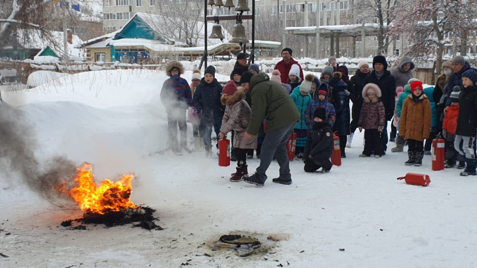 В воскресной школе Чистополя с воспитанниками провели занятие по пожарной безопасности