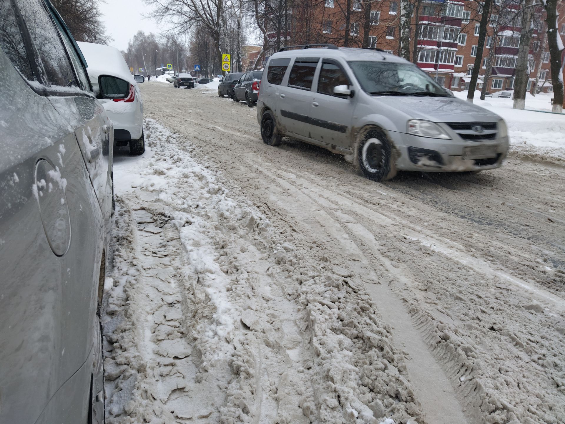 В муниципалитете прокомментировали работу по уборке снега с улиц Чистополя