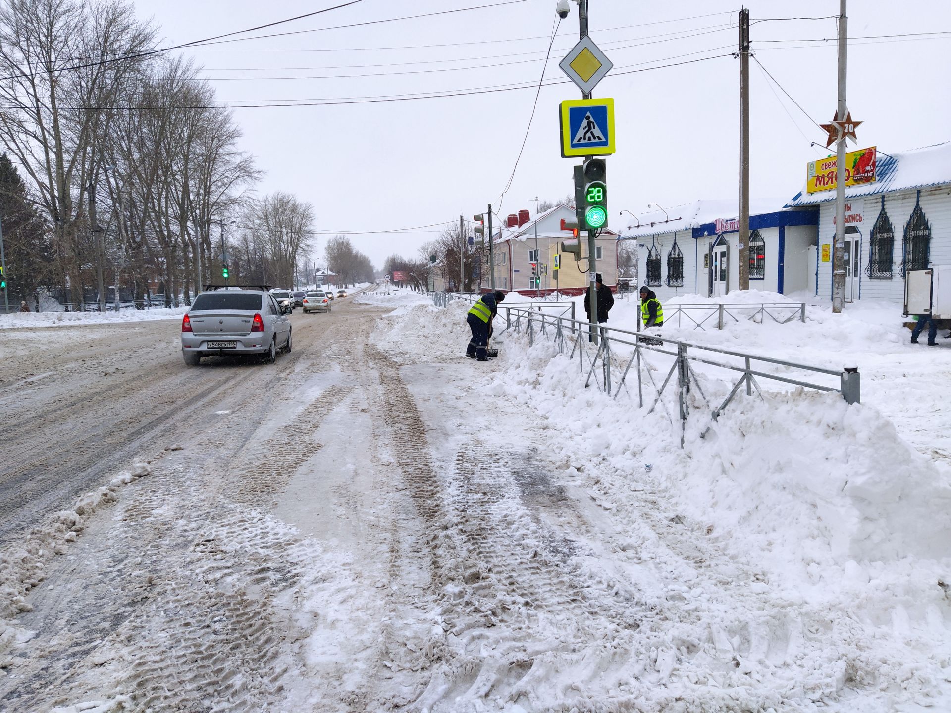 В муниципалитете прокомментировали работу по уборке снега с улиц Чистополя