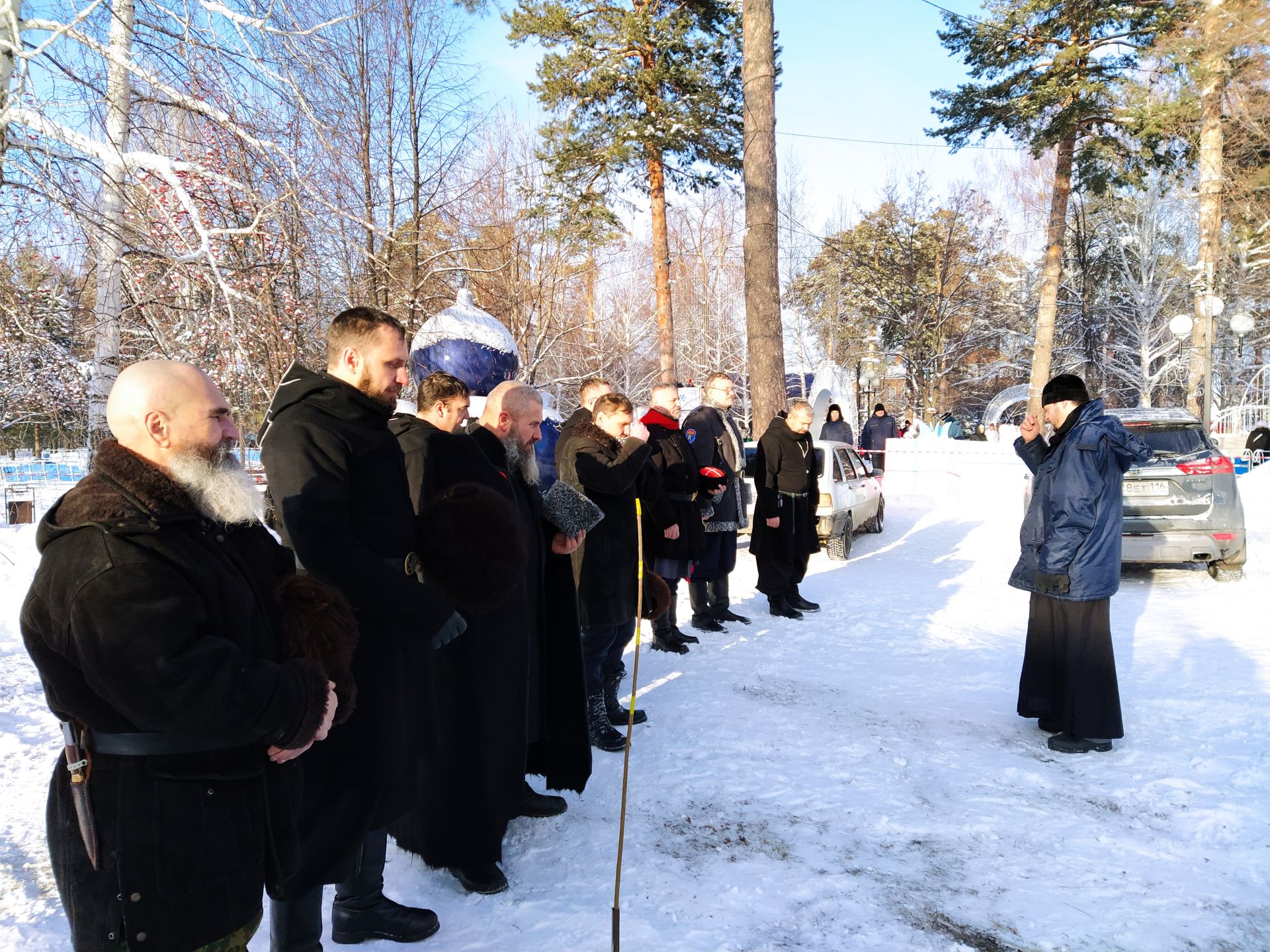 На рождественских гуляниях чистопольцы пели, танцевали и участвовали в конкурсах