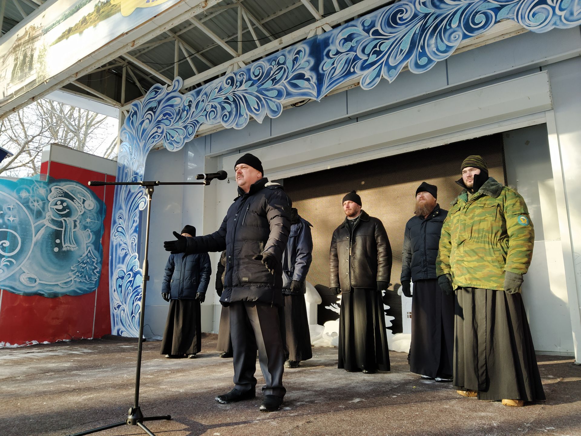 На рождественских гуляниях чистопольцы пели, танцевали и участвовали в конкурсах