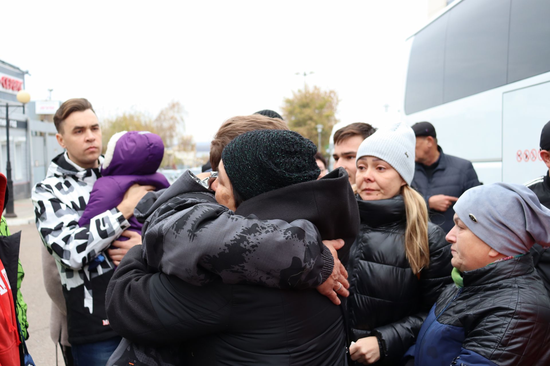 В Чистополе вновь состоялась отправка мобилизованных (ФОТОРЕПОРТАЖ)